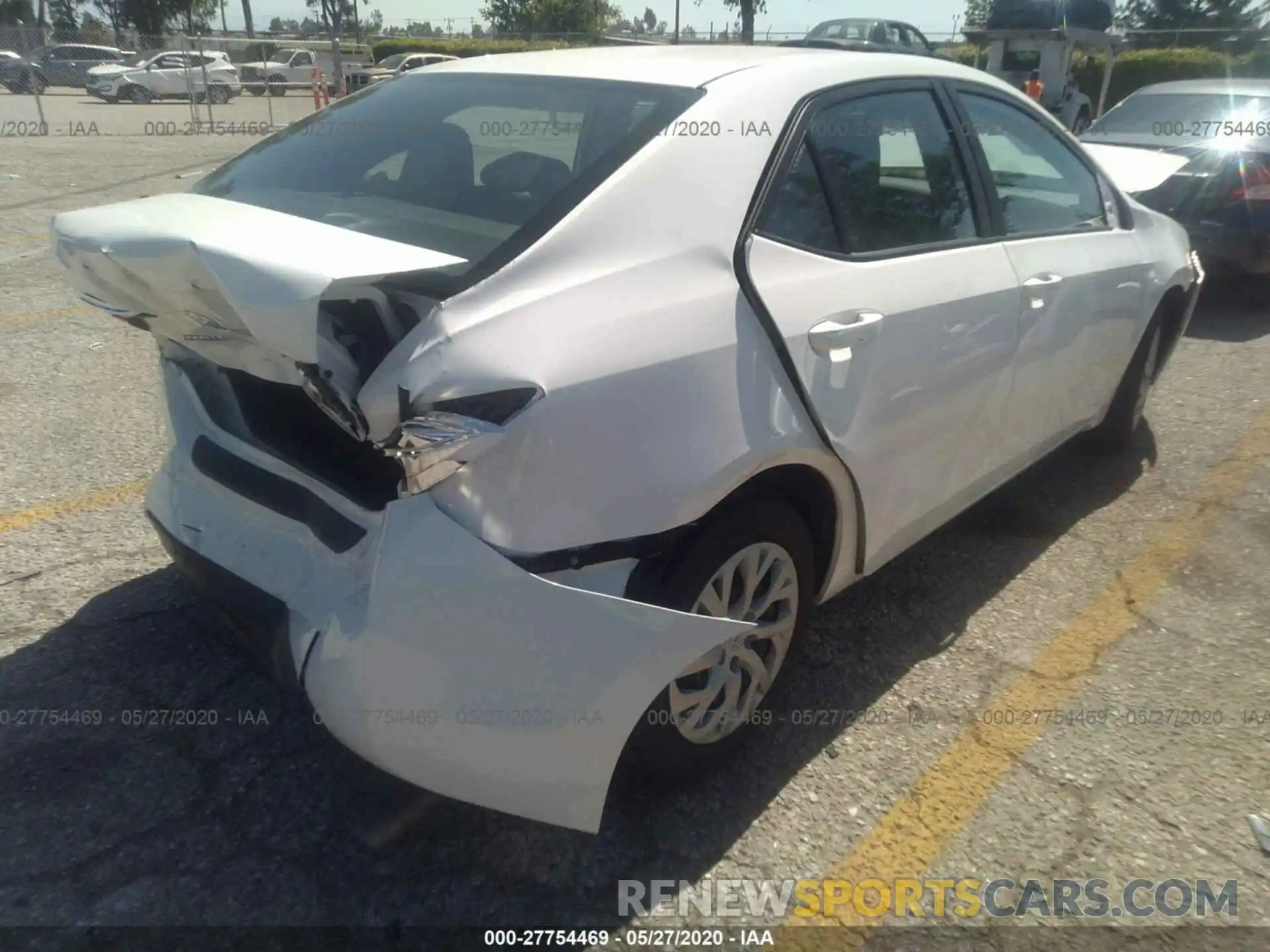 4 Photograph of a damaged car 5YFBURHE0KP894463 TOYOTA COROLLA 2019