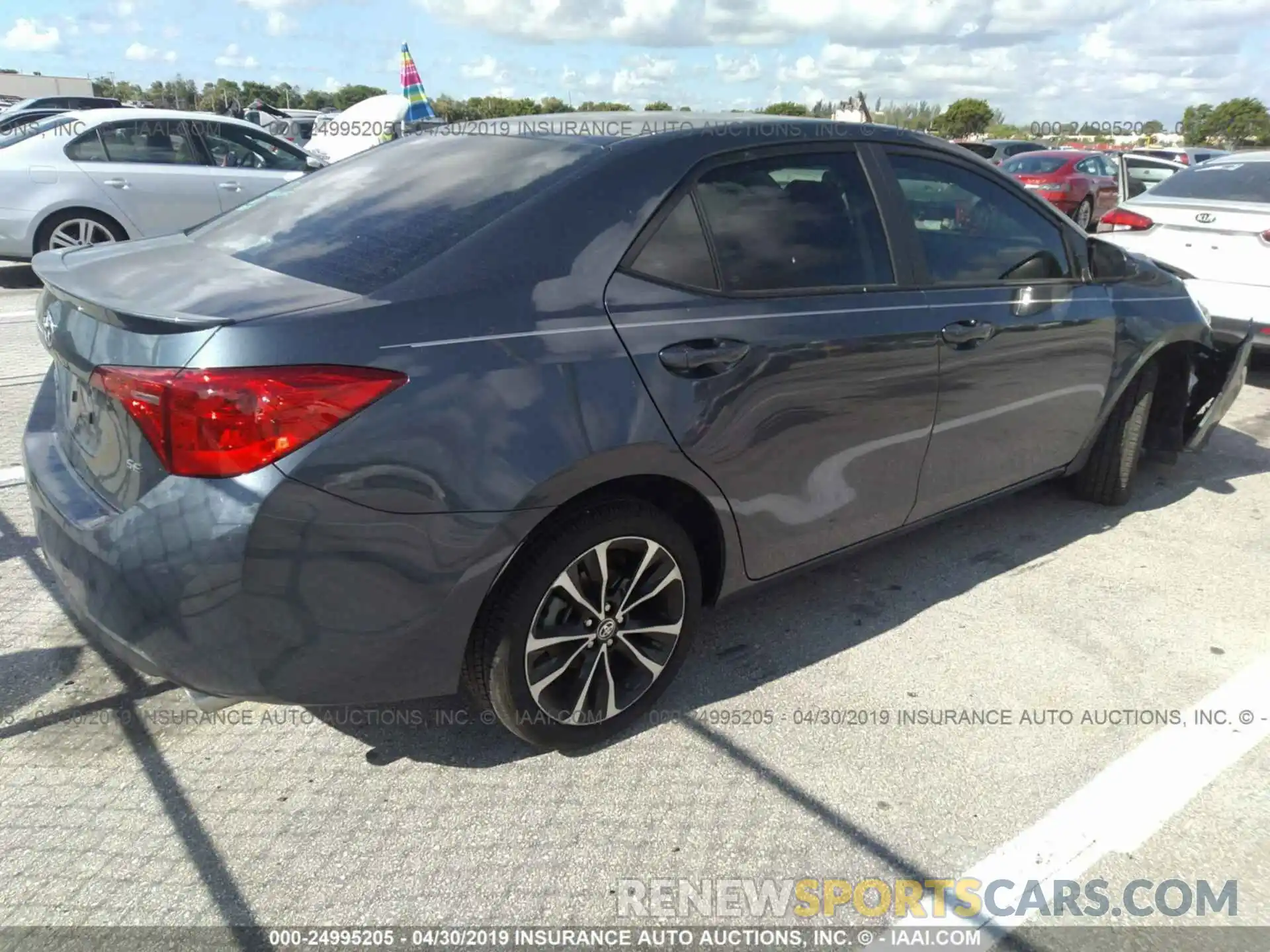 4 Photograph of a damaged car 5YFBURHE0KP894513 TOYOTA COROLLA 2019