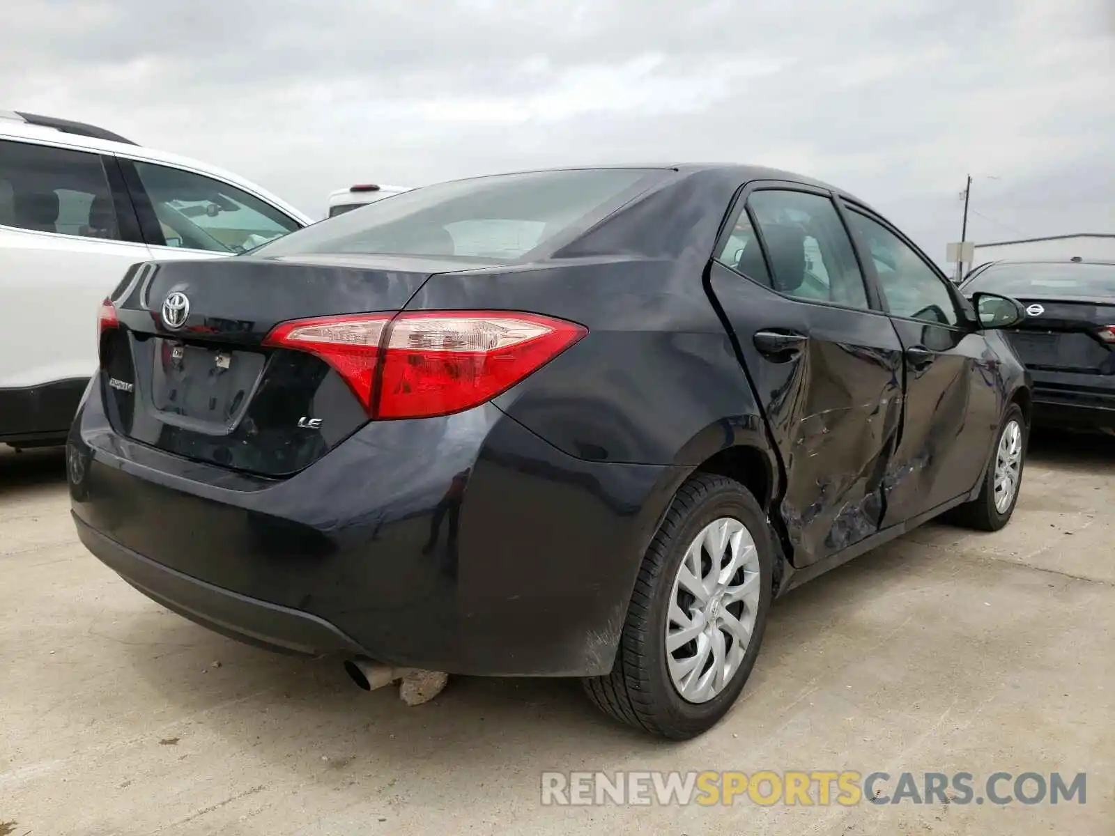 4 Photograph of a damaged car 5YFBURHE0KP895600 TOYOTA COROLLA 2019