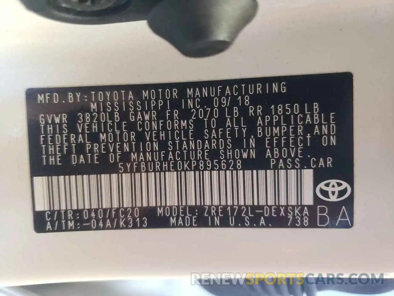 10 Photograph of a damaged car 5YFBURHE0KP895628 TOYOTA COROLLA 2019