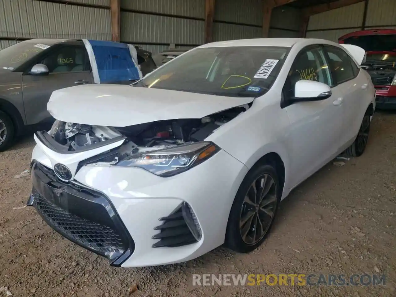 2 Photograph of a damaged car 5YFBURHE0KP895628 TOYOTA COROLLA 2019