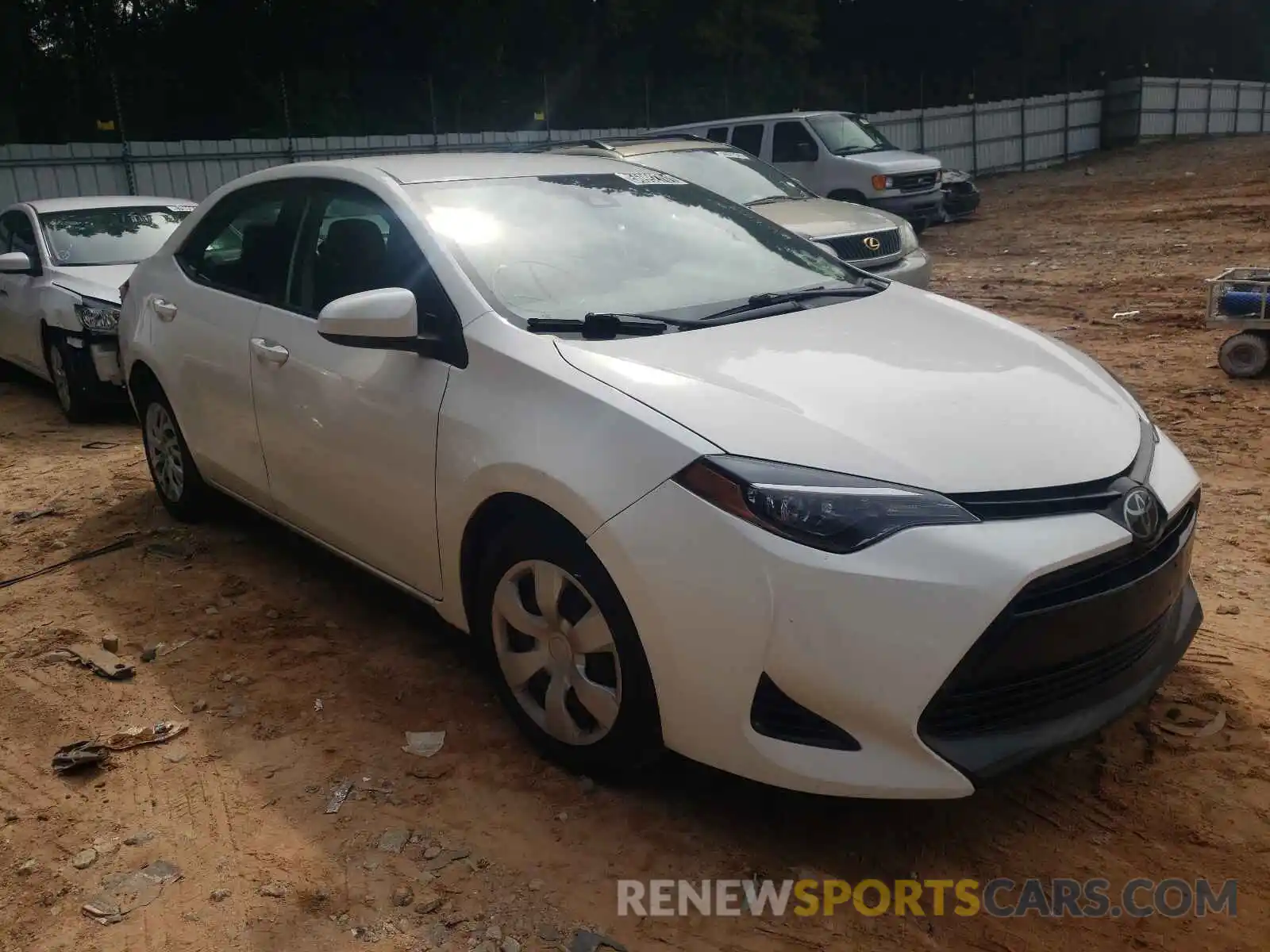 1 Photograph of a damaged car 5YFBURHE0KP895709 TOYOTA COROLLA 2019