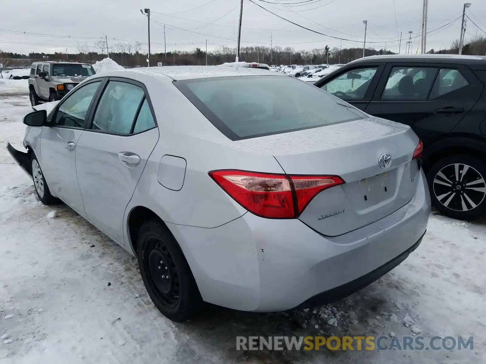 3 Photograph of a damaged car 5YFBURHE0KP896990 TOYOTA COROLLA 2019