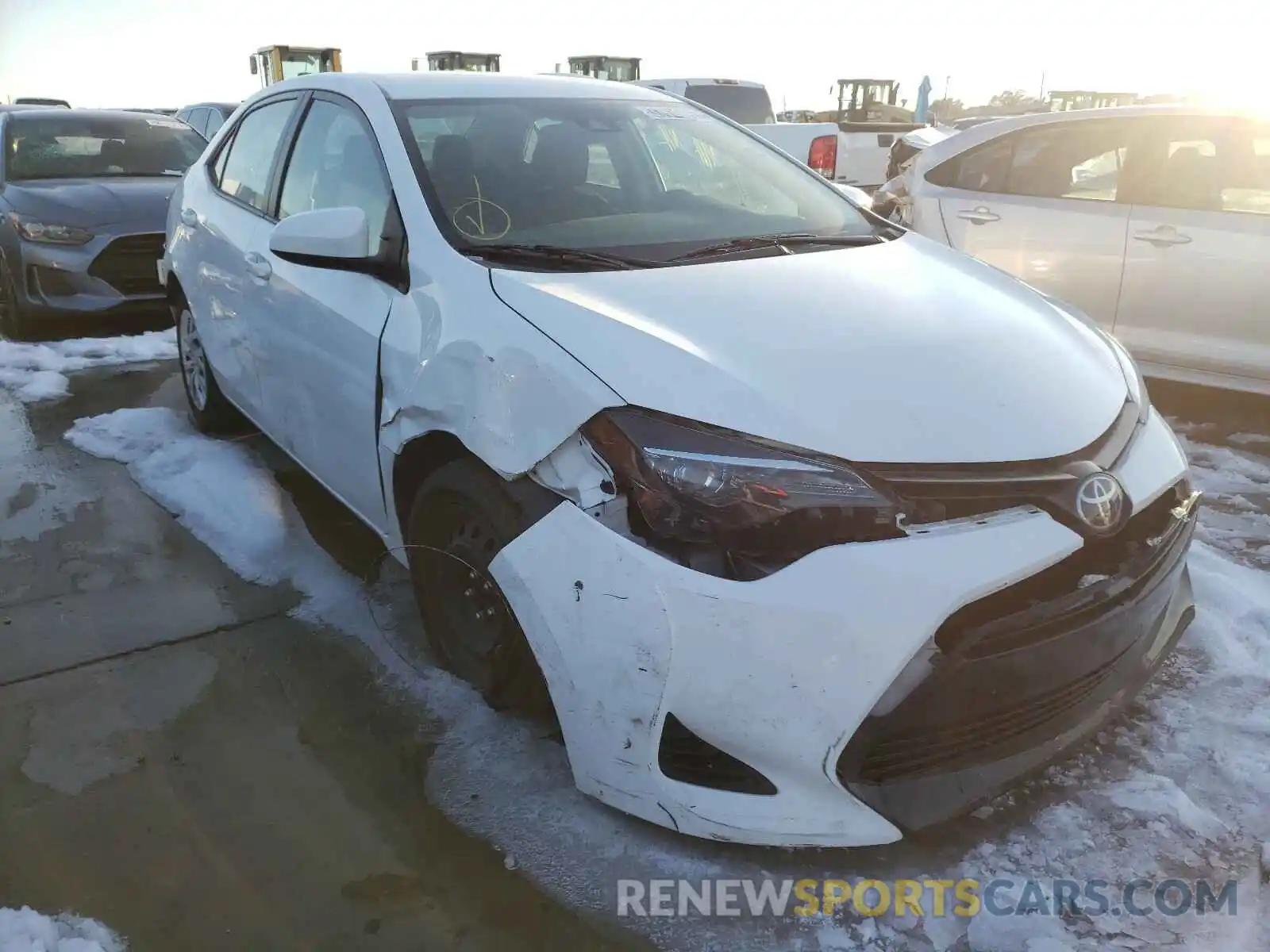 1 Photograph of a damaged car 5YFBURHE0KP897203 TOYOTA COROLLA 2019