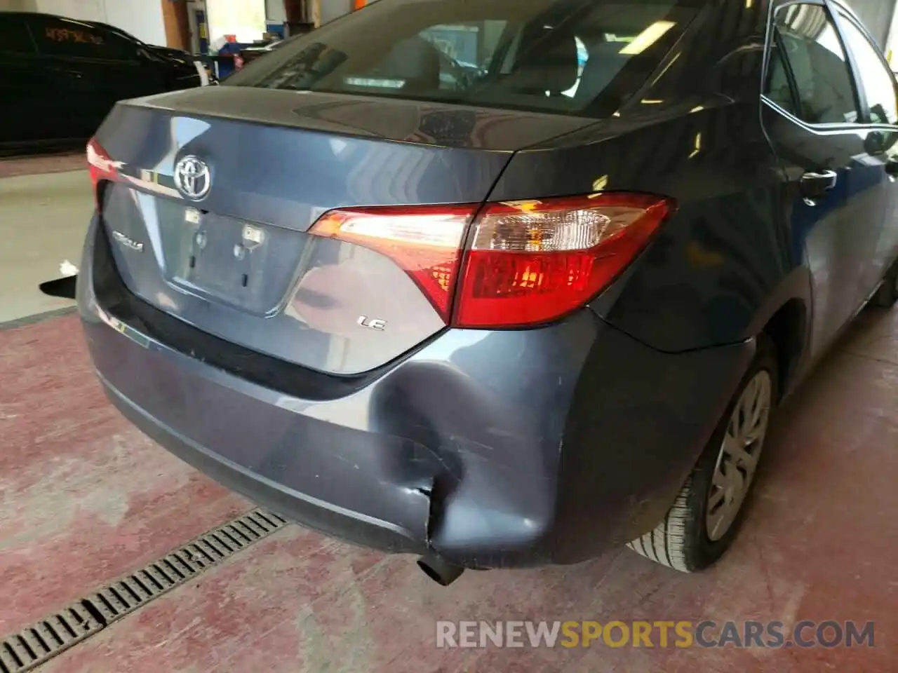 9 Photograph of a damaged car 5YFBURHE0KP897878 TOYOTA COROLLA 2019