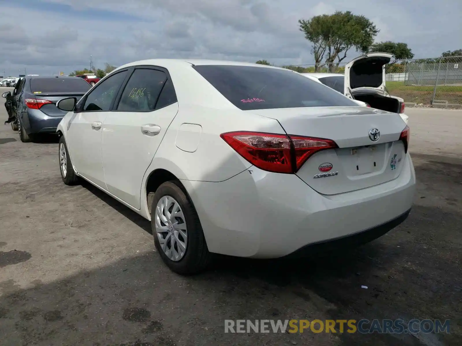 3 Photograph of a damaged car 5YFBURHE0KP897881 TOYOTA COROLLA 2019