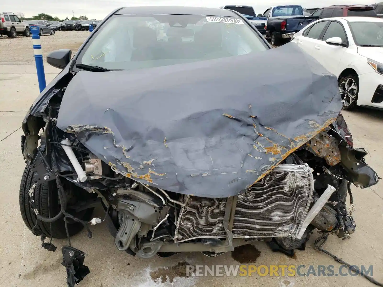 9 Photograph of a damaged car 5YFBURHE0KP897895 TOYOTA COROLLA 2019