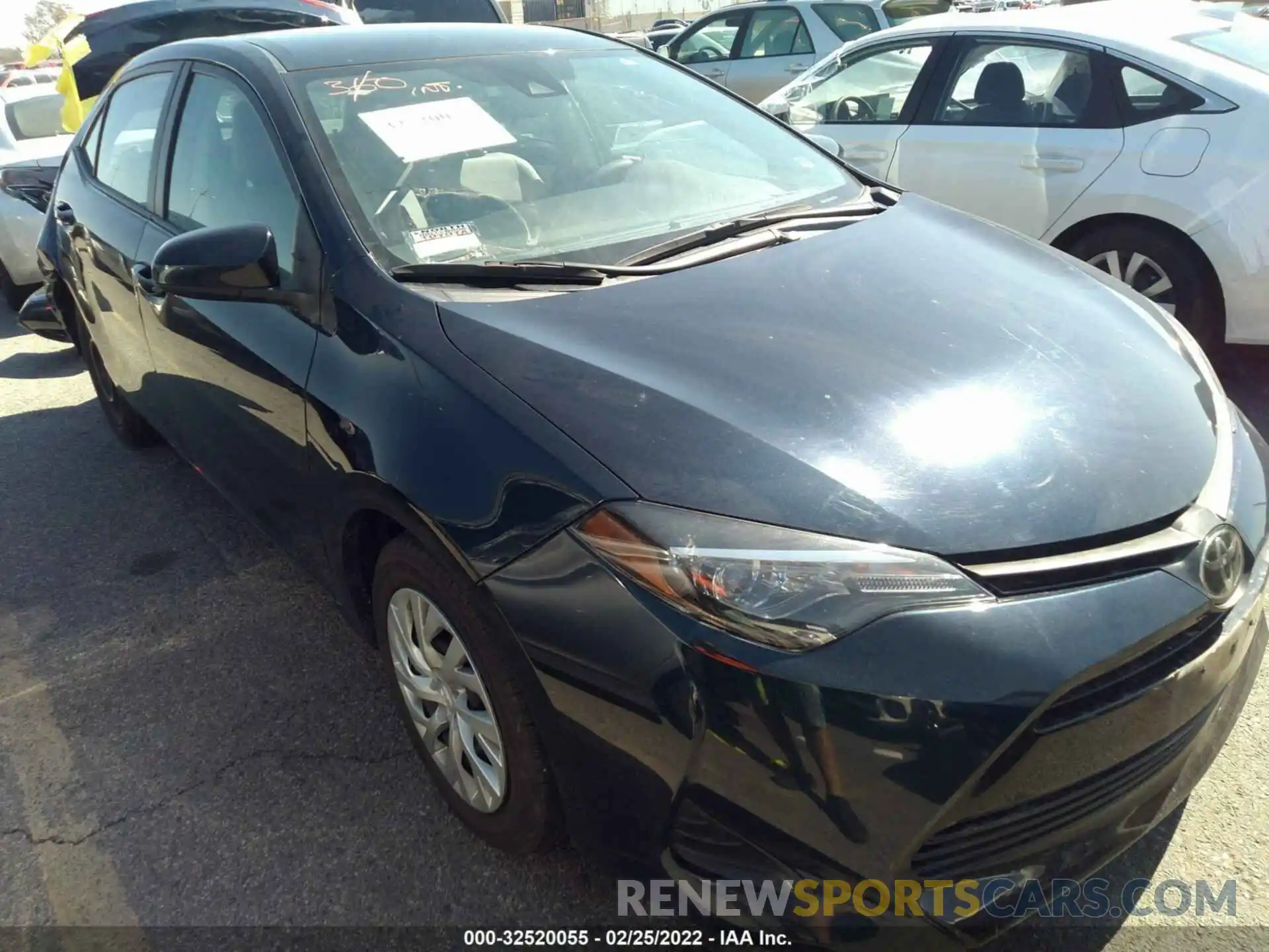 1 Photograph of a damaged car 5YFBURHE0KP898044 TOYOTA COROLLA 2019