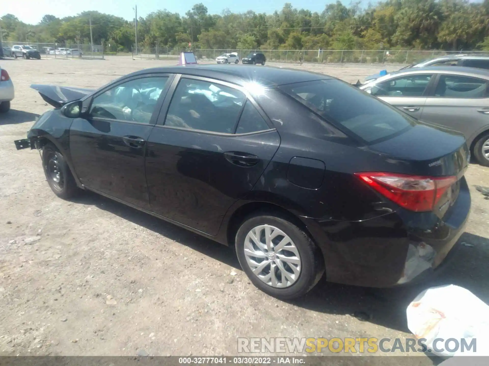 3 Photograph of a damaged car 5YFBURHE0KP898500 TOYOTA COROLLA 2019