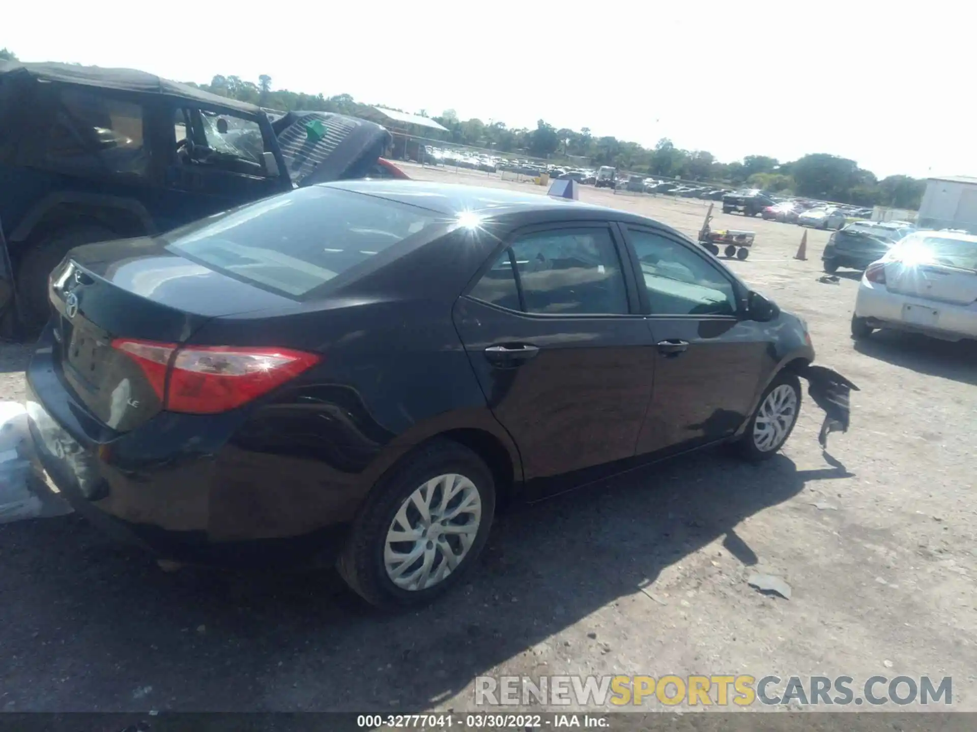 4 Photograph of a damaged car 5YFBURHE0KP898500 TOYOTA COROLLA 2019