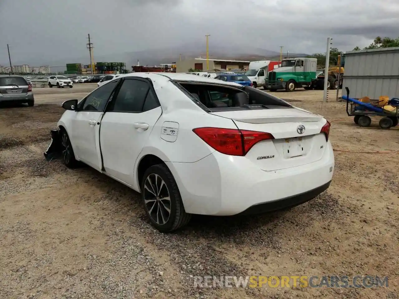 3 Photograph of a damaged car 5YFBURHE0KP898786 TOYOTA COROLLA 2019