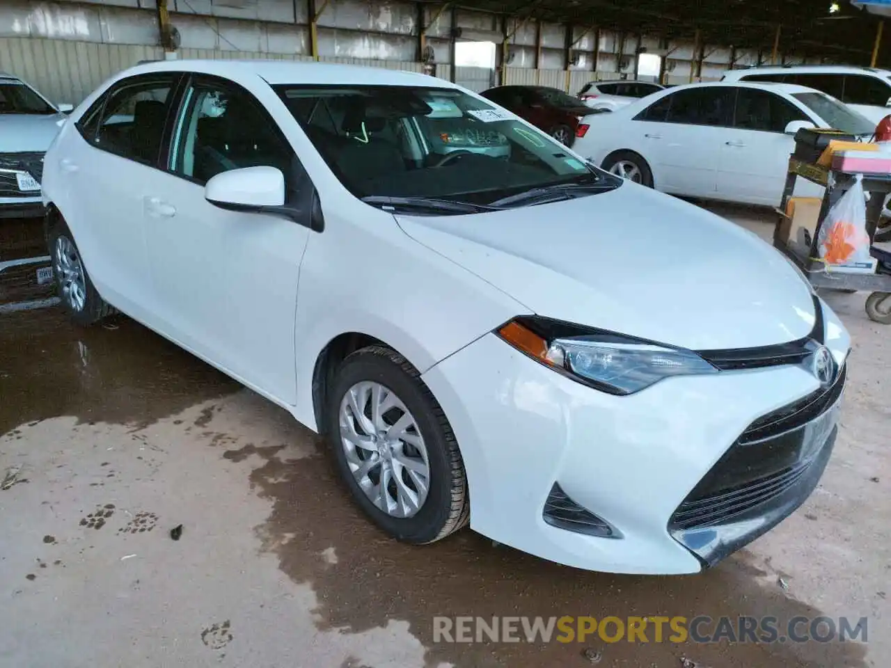 1 Photograph of a damaged car 5YFBURHE0KP899890 TOYOTA COROLLA 2019