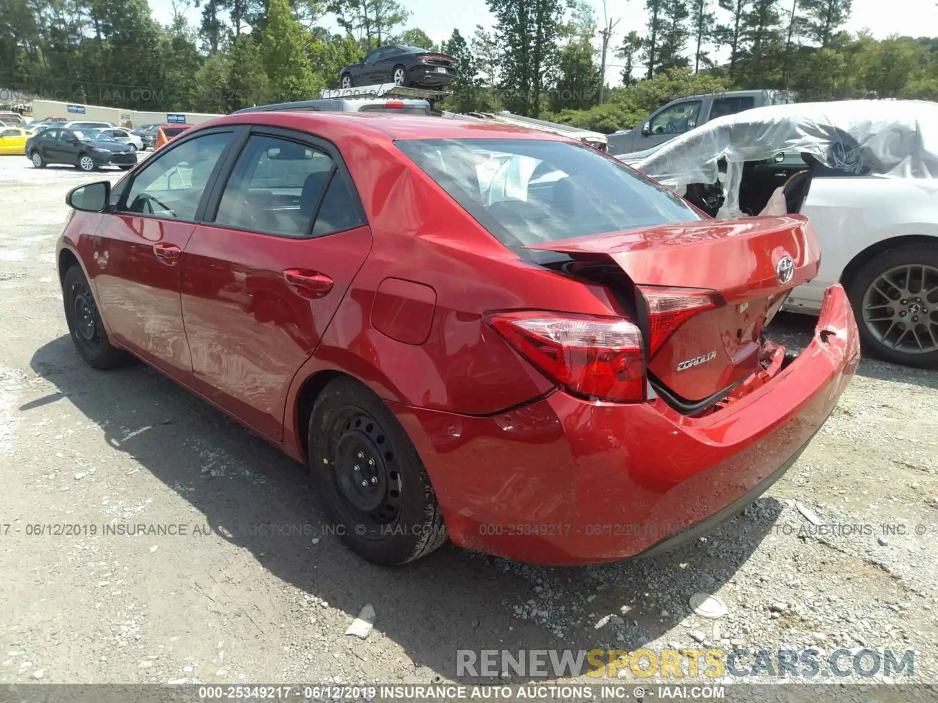 3 Photograph of a damaged car 5YFBURHE0KP900357 TOYOTA COROLLA 2019