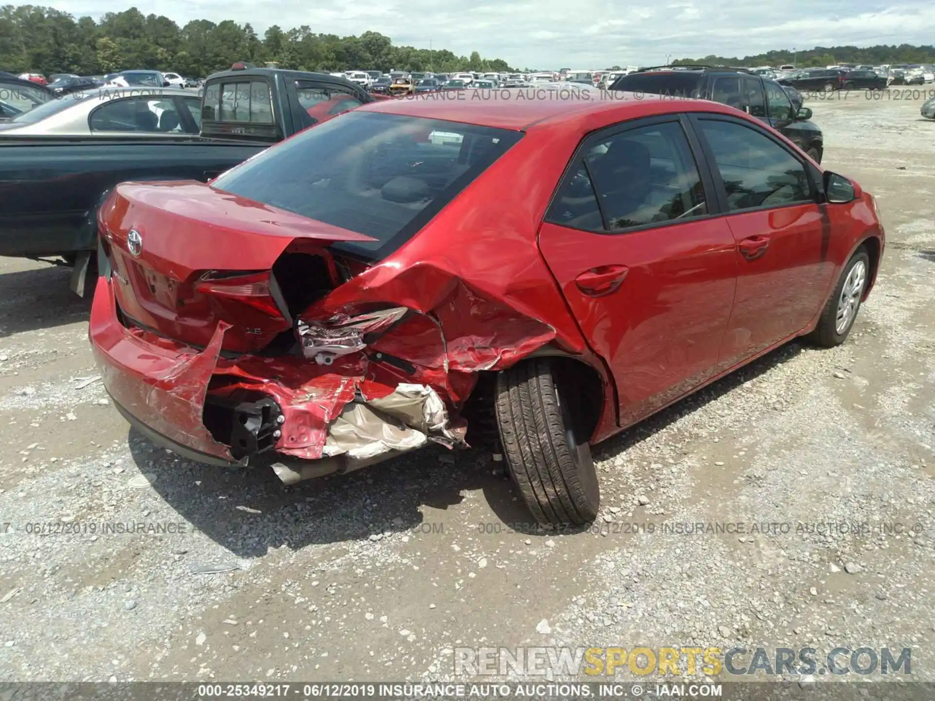 4 Photograph of a damaged car 5YFBURHE0KP900357 TOYOTA COROLLA 2019