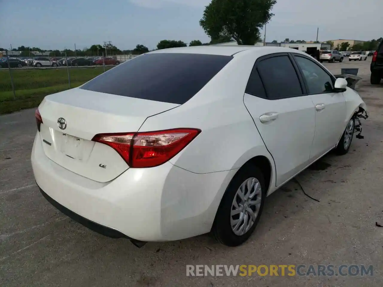 4 Photograph of a damaged car 5YFBURHE0KP900505 TOYOTA COROLLA 2019