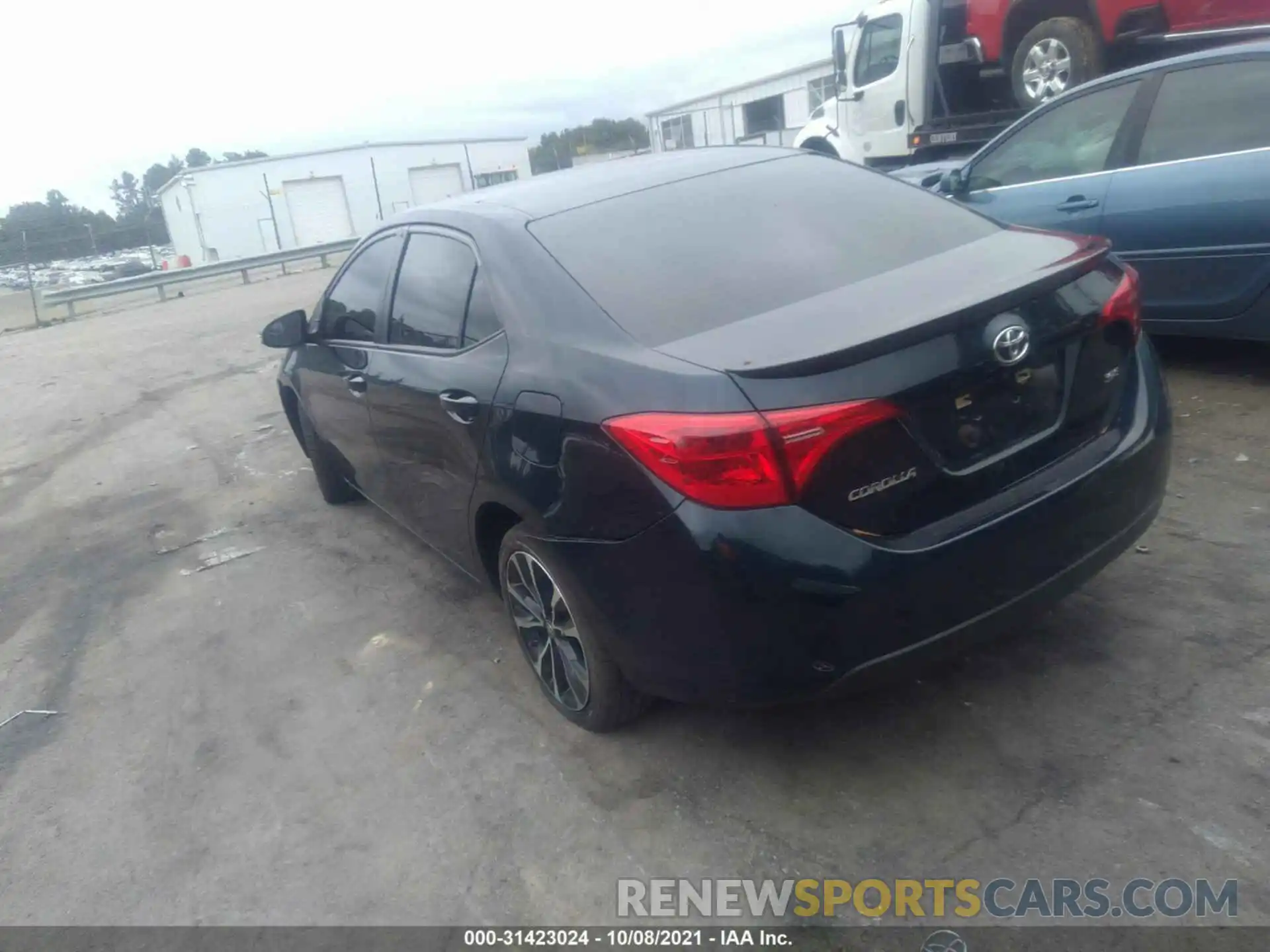 3 Photograph of a damaged car 5YFBURHE0KP900858 TOYOTA COROLLA 2019