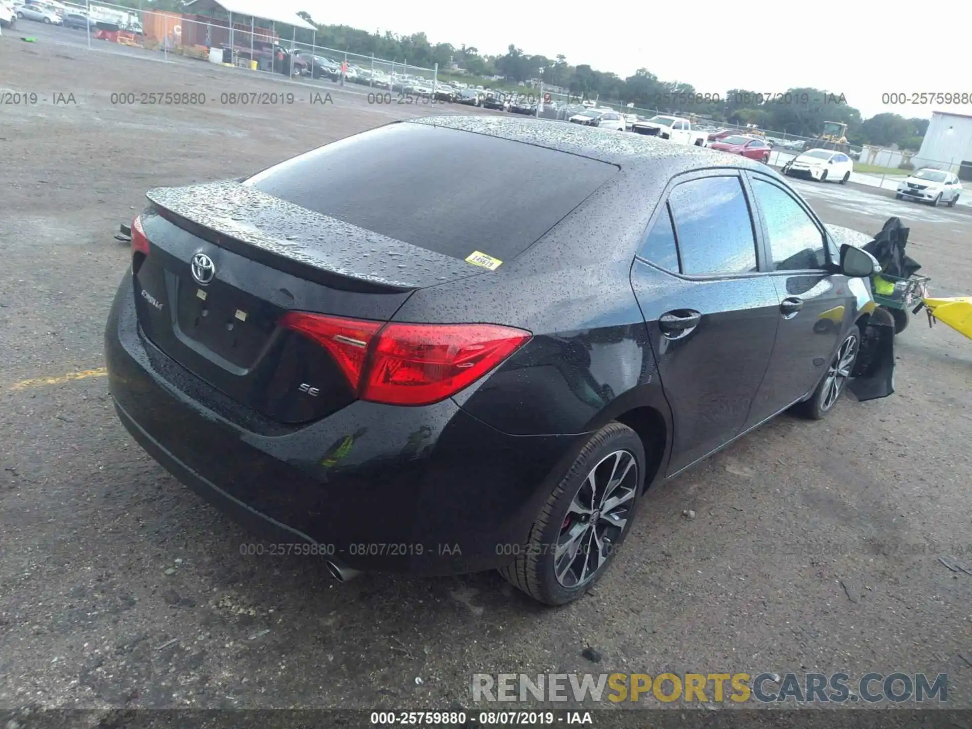 4 Photograph of a damaged car 5YFBURHE0KP901539 TOYOTA COROLLA 2019