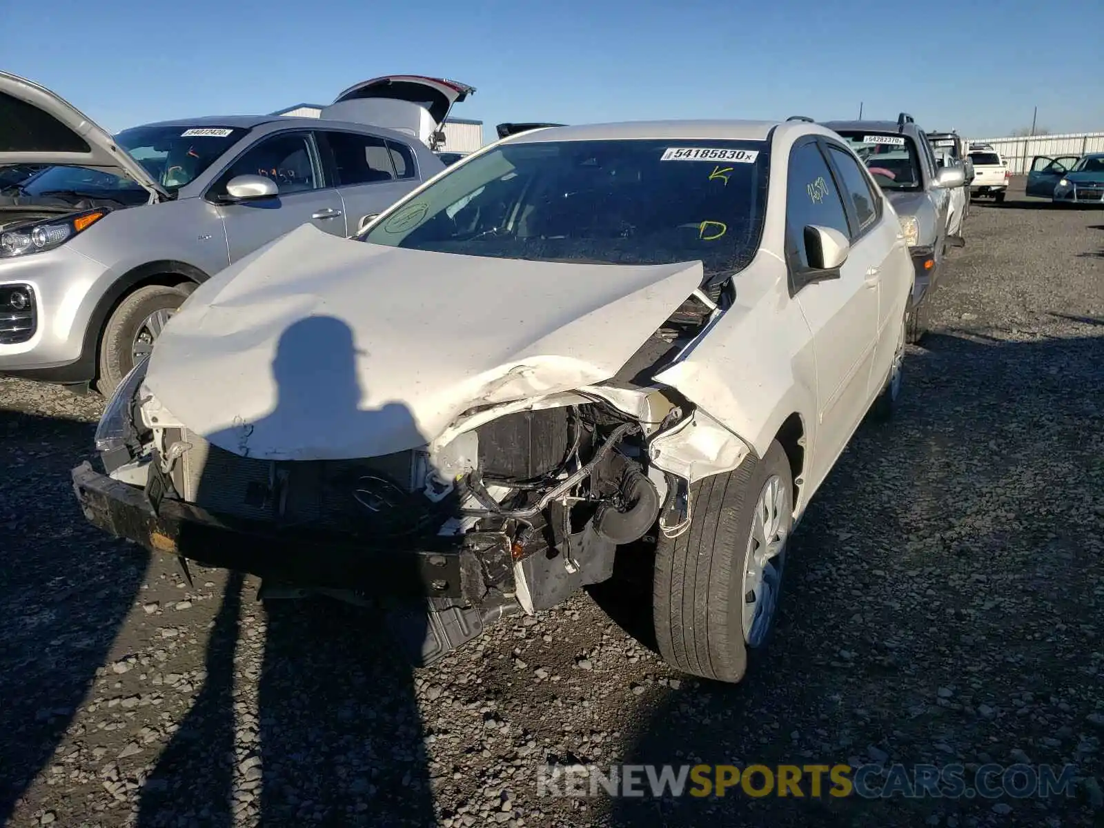 2 Photograph of a damaged car 5YFBURHE0KP901945 TOYOTA COROLLA 2019