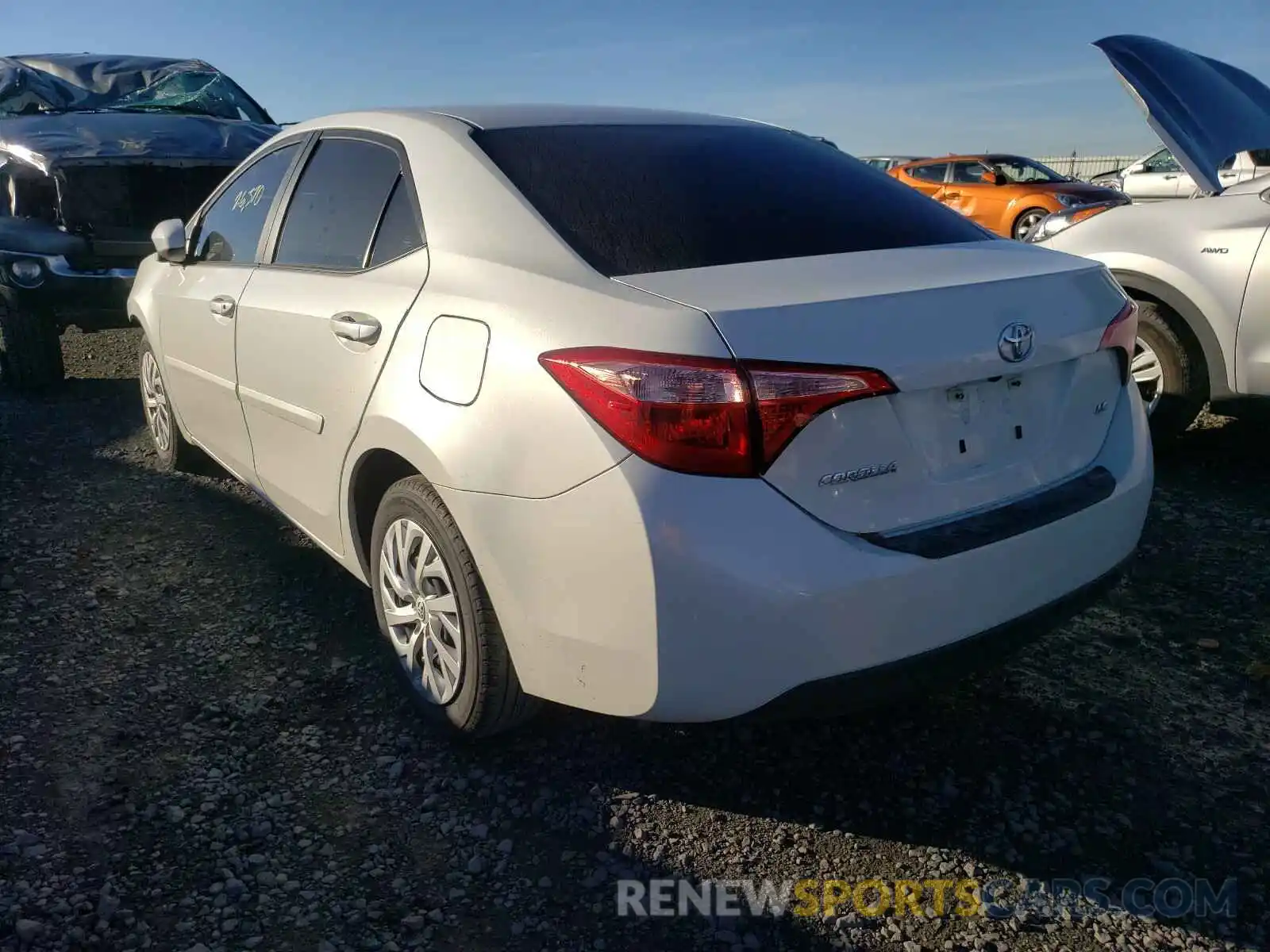 3 Photograph of a damaged car 5YFBURHE0KP901945 TOYOTA COROLLA 2019