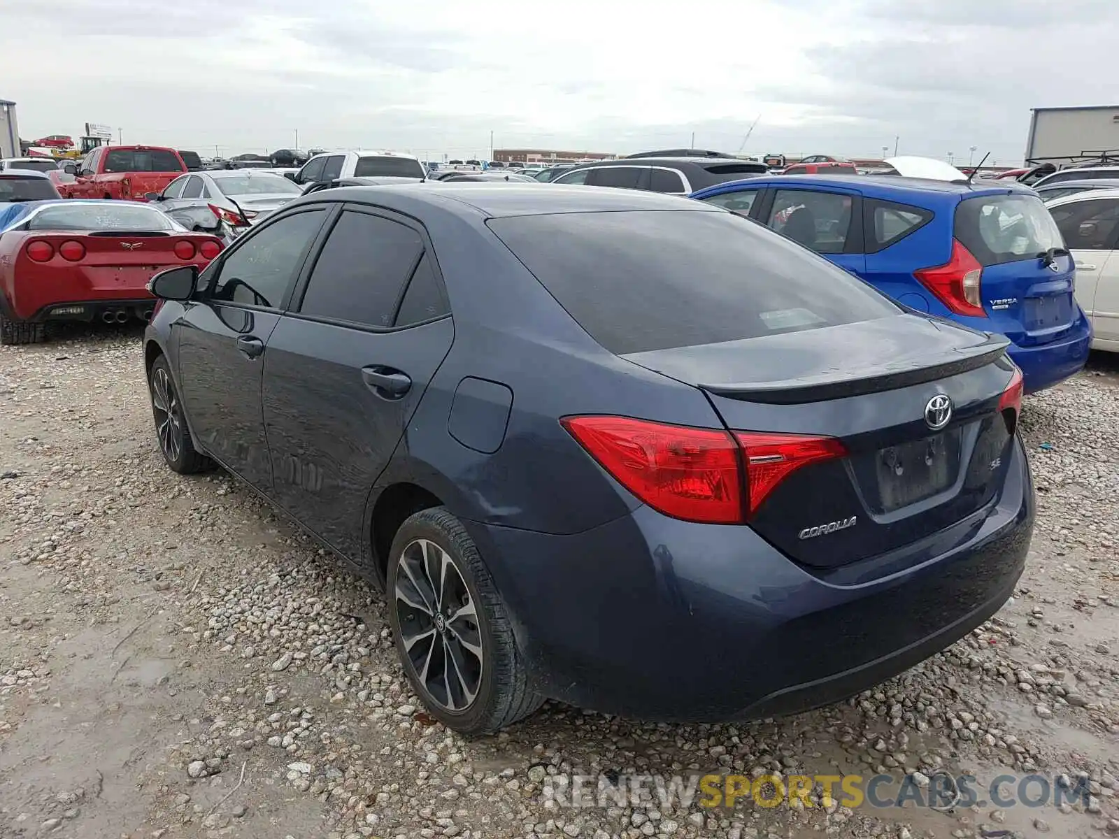 3 Фотография поврежденного автомобиля 5YFBURHE0KP901993 TOYOTA COROLLA 2019