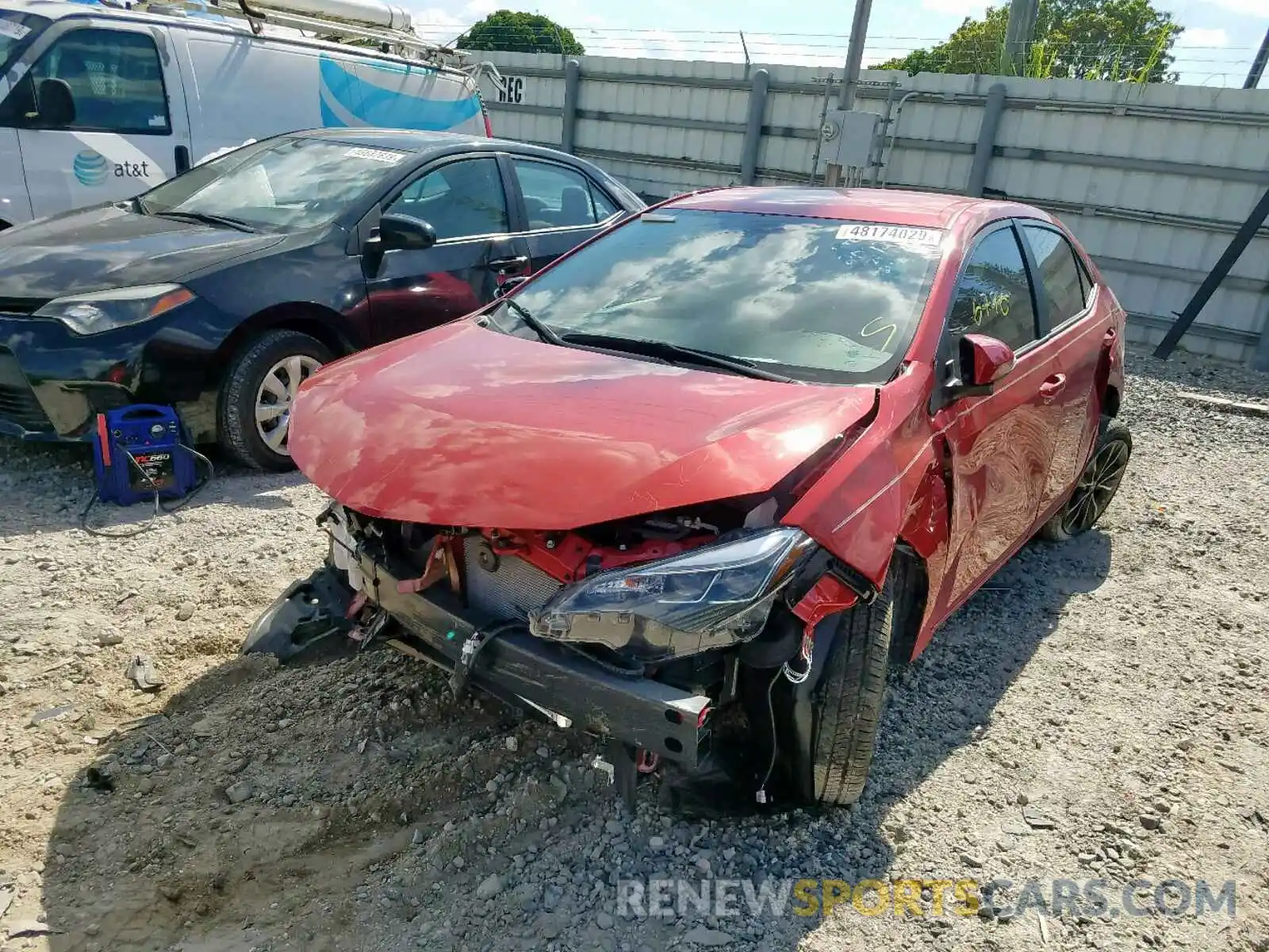 2 Фотография поврежденного автомобиля 5YFBURHE0KP902092 TOYOTA COROLLA 2019