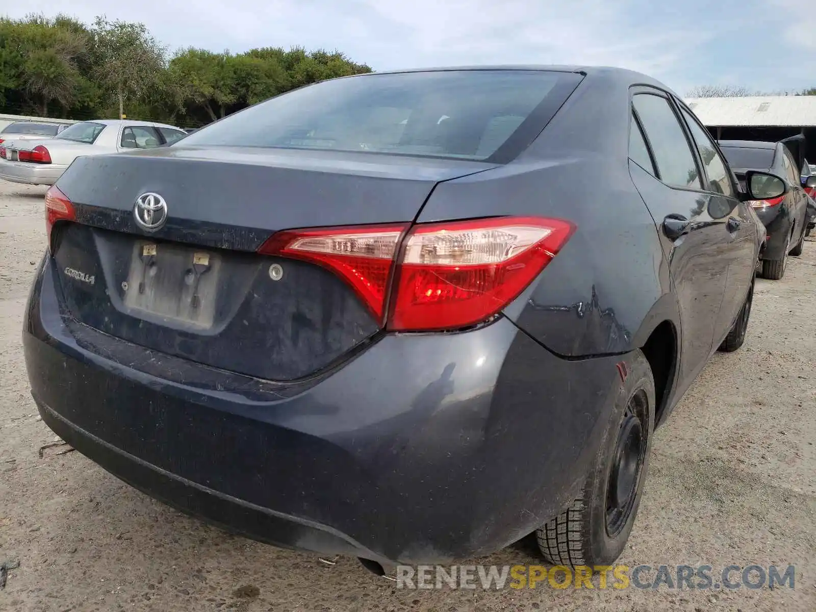 4 Photograph of a damaged car 5YFBURHE0KP902187 TOYOTA COROLLA 2019