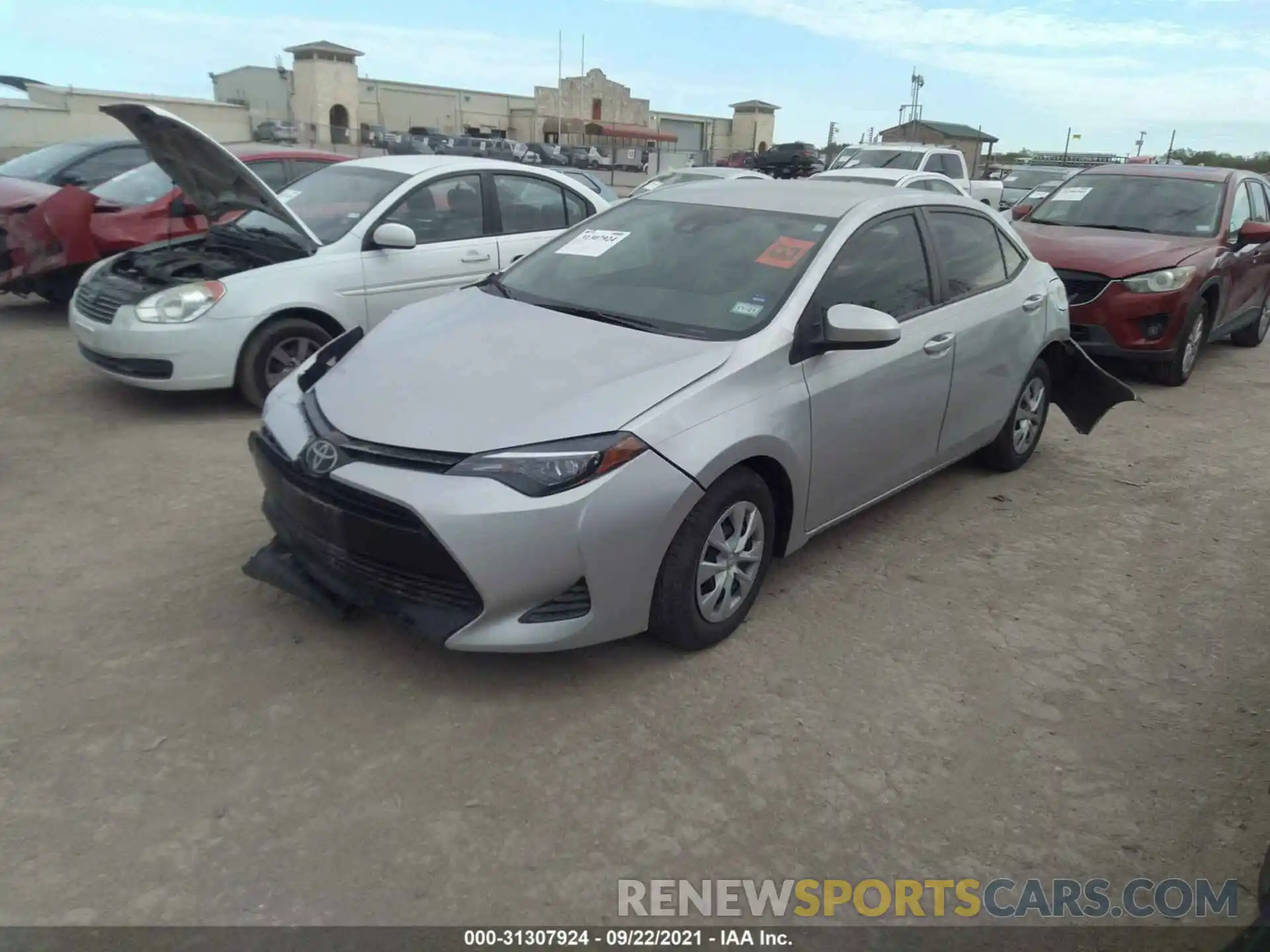 2 Photograph of a damaged car 5YFBURHE0KP902268 TOYOTA COROLLA 2019