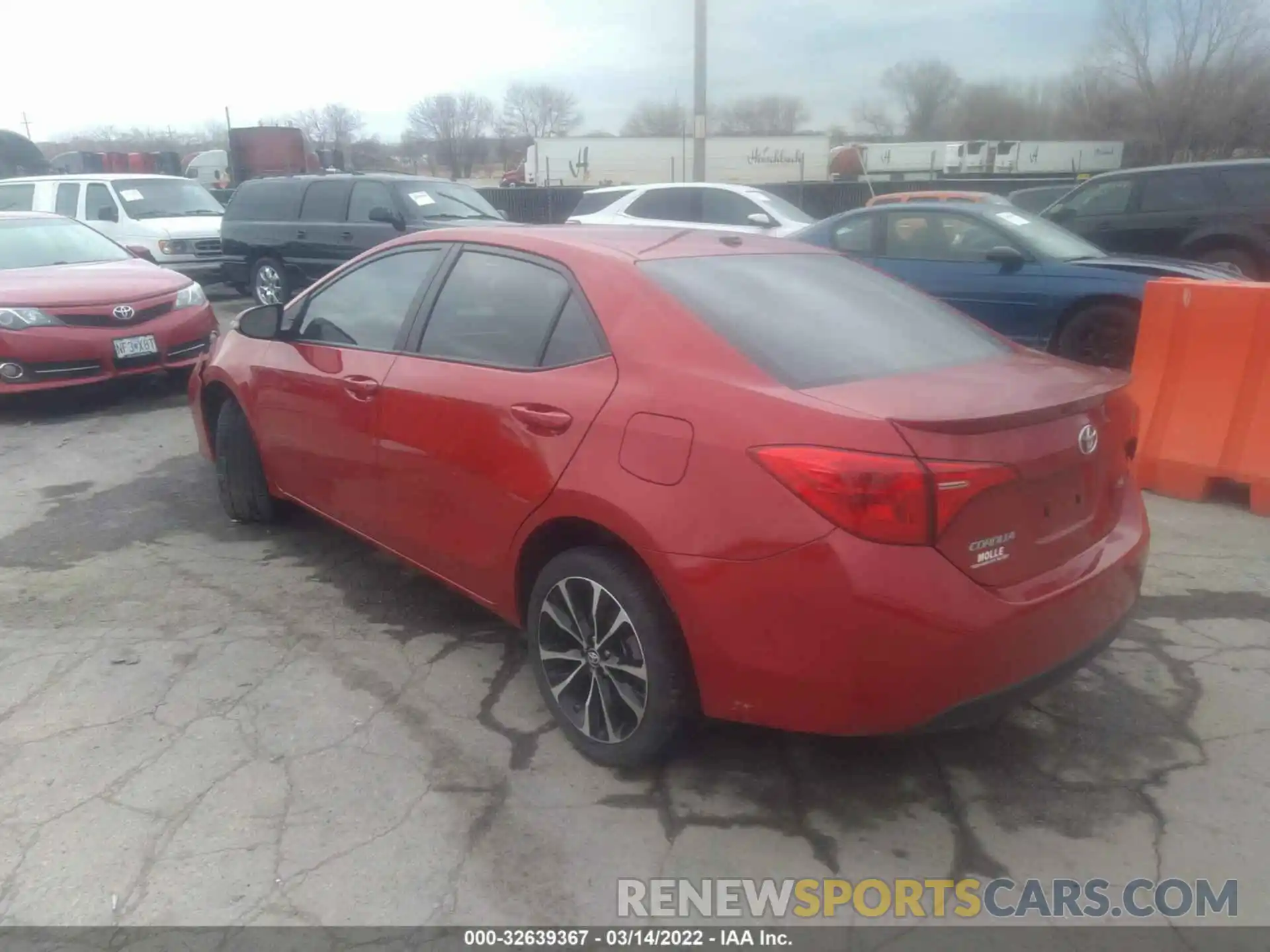 3 Photograph of a damaged car 5YFBURHE0KP902562 TOYOTA COROLLA 2019