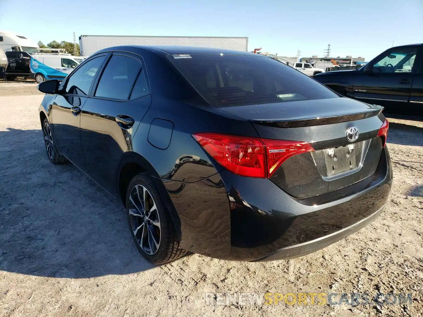 3 Photograph of a damaged car 5YFBURHE0KP902786 TOYOTA COROLLA 2019