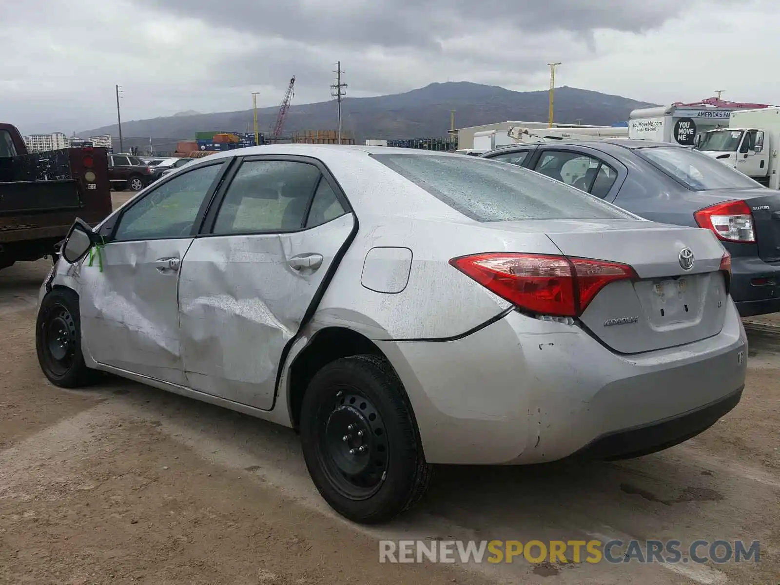 3 Photograph of a damaged car 5YFBURHE0KP903291 TOYOTA COROLLA 2019