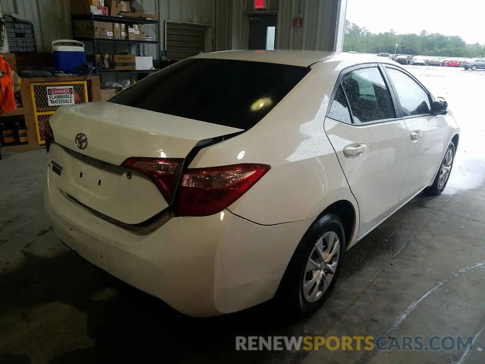 4 Photograph of a damaged car 5YFBURHE0KP905557 TOYOTA COROLLA 2019