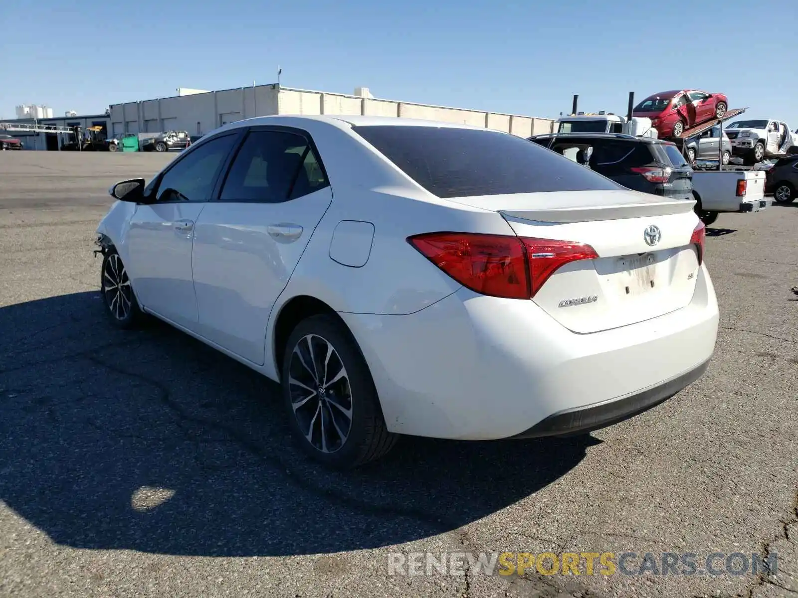 3 Photograph of a damaged car 5YFBURHE0KP905574 TOYOTA COROLLA 2019