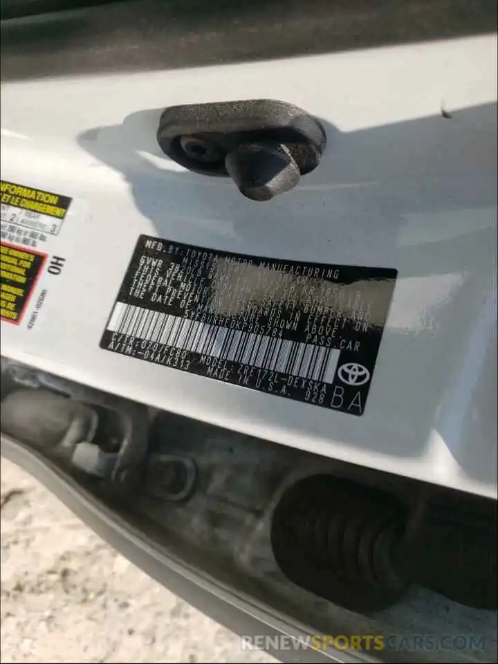 10 Photograph of a damaged car 5YFBURHE0KP905784 TOYOTA COROLLA 2019