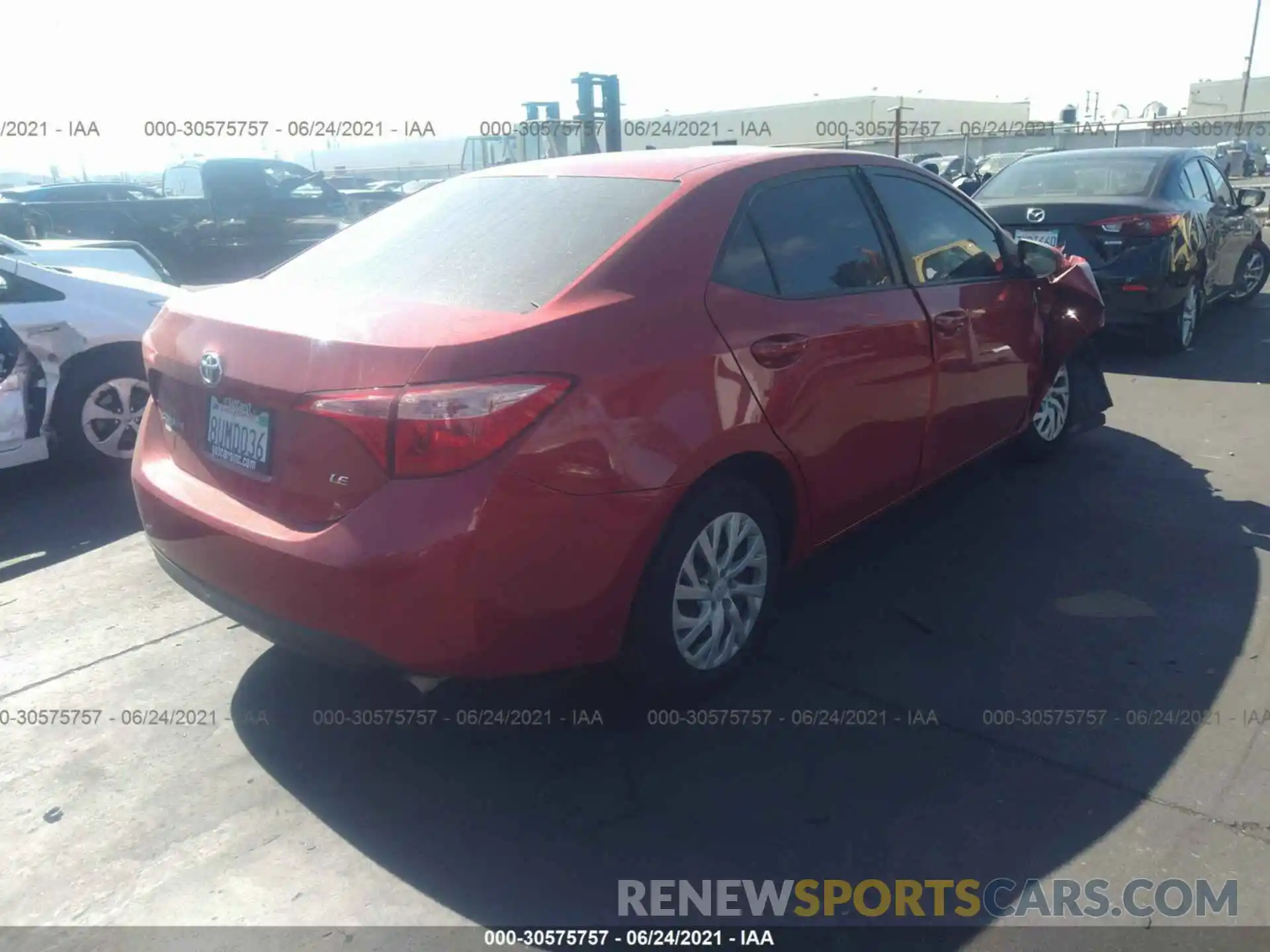 4 Photograph of a damaged car 5YFBURHE0KP906708 TOYOTA COROLLA 2019