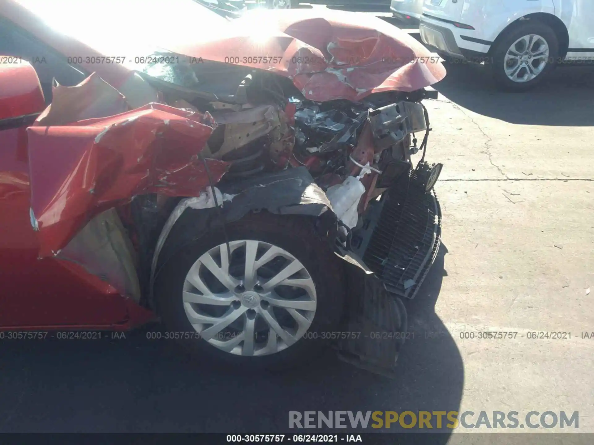 6 Photograph of a damaged car 5YFBURHE0KP906708 TOYOTA COROLLA 2019