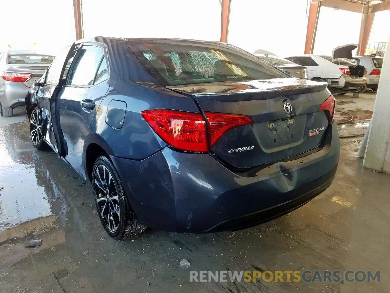 3 Photograph of a damaged car 5YFBURHE0KP907499 TOYOTA COROLLA 2019