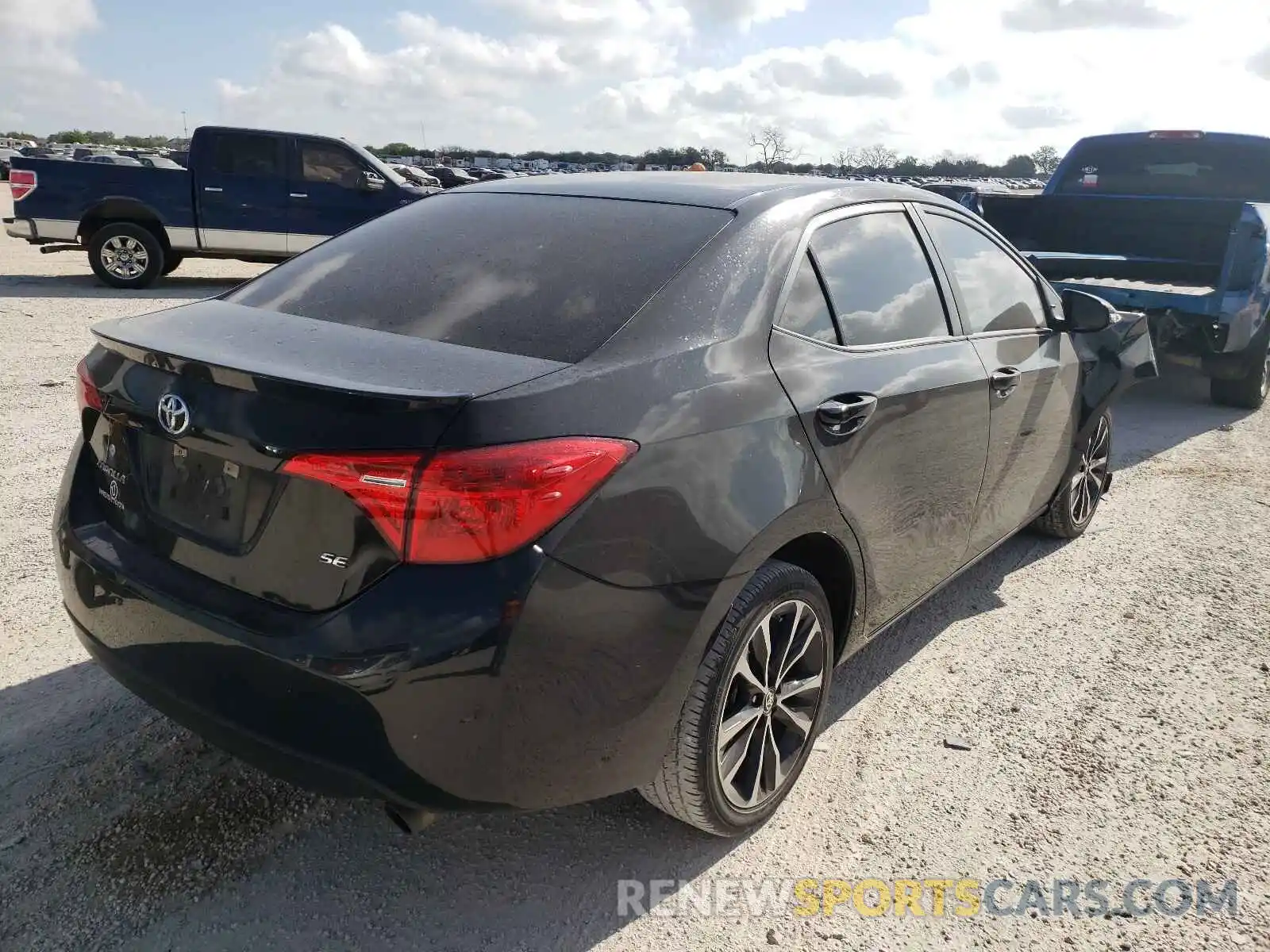 4 Photograph of a damaged car 5YFBURHE0KP908362 TOYOTA COROLLA 2019