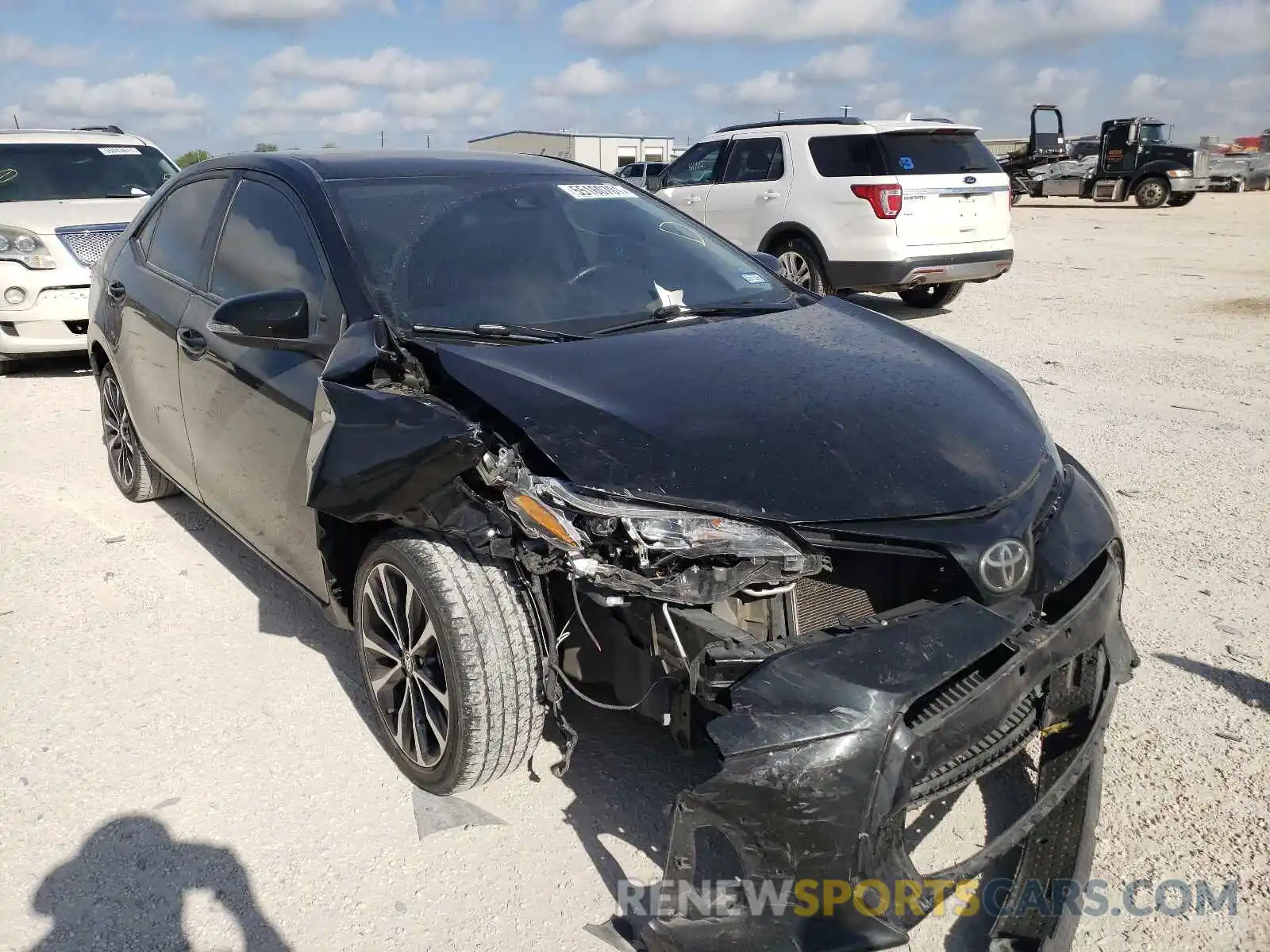 9 Photograph of a damaged car 5YFBURHE0KP908362 TOYOTA COROLLA 2019