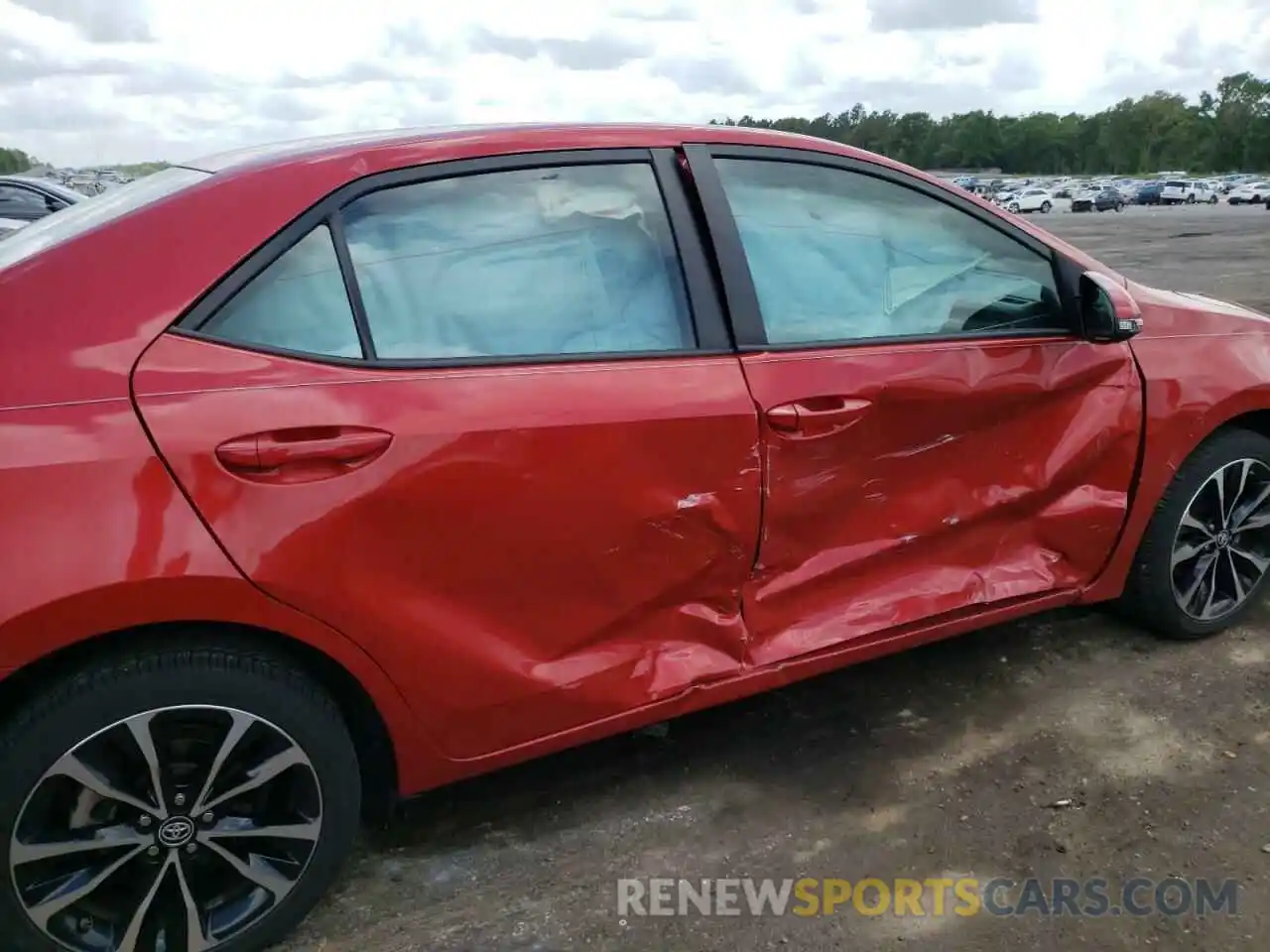 9 Photograph of a damaged car 5YFBURHE0KP908412 TOYOTA COROLLA 2019