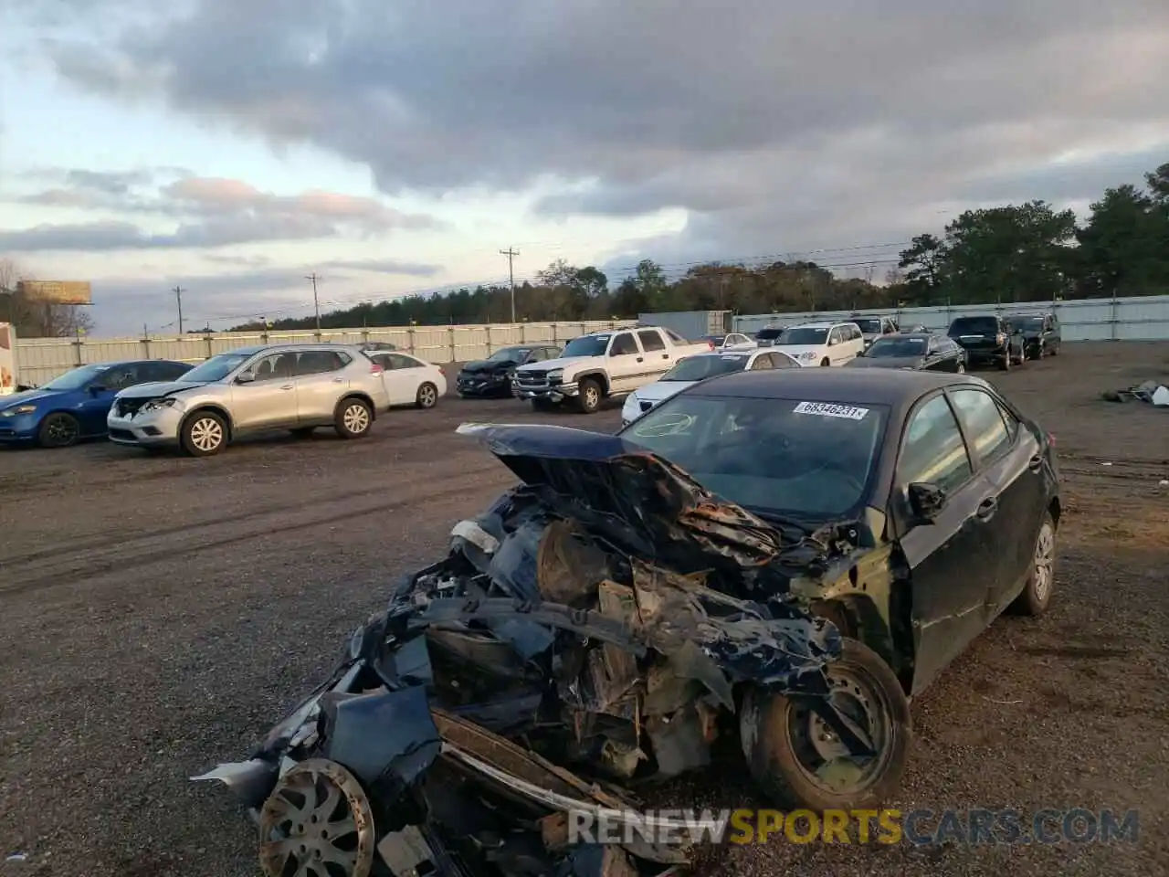 2 Photograph of a damaged car 5YFBURHE0KP909656 TOYOTA COROLLA 2019