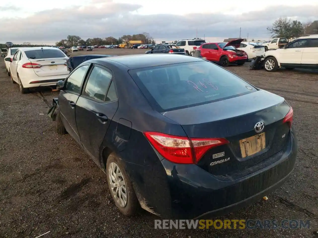 3 Photograph of a damaged car 5YFBURHE0KP909656 TOYOTA COROLLA 2019