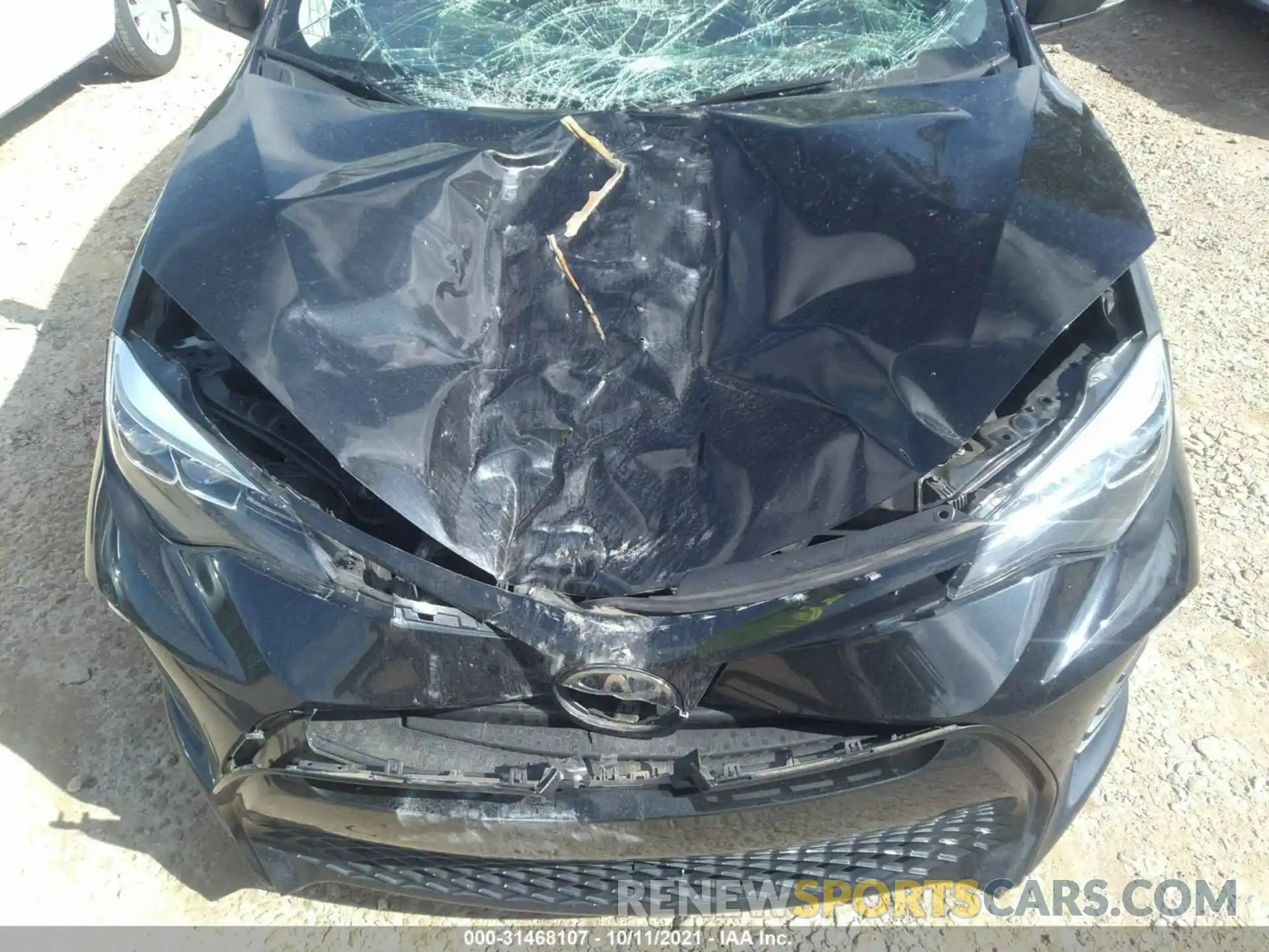 10 Photograph of a damaged car 5YFBURHE0KP910256 TOYOTA COROLLA 2019