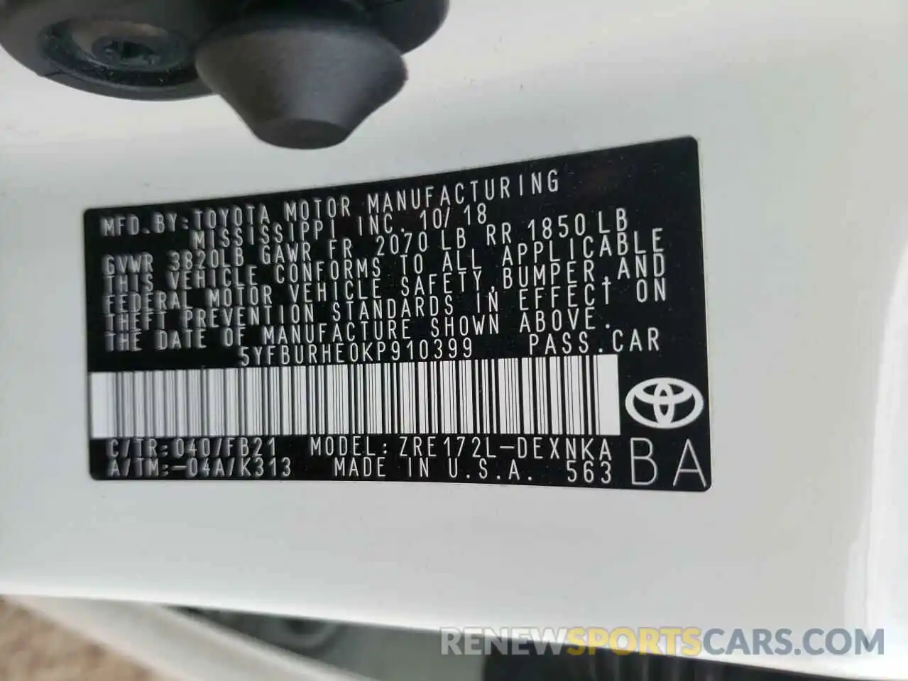 10 Photograph of a damaged car 5YFBURHE0KP910399 TOYOTA COROLLA 2019