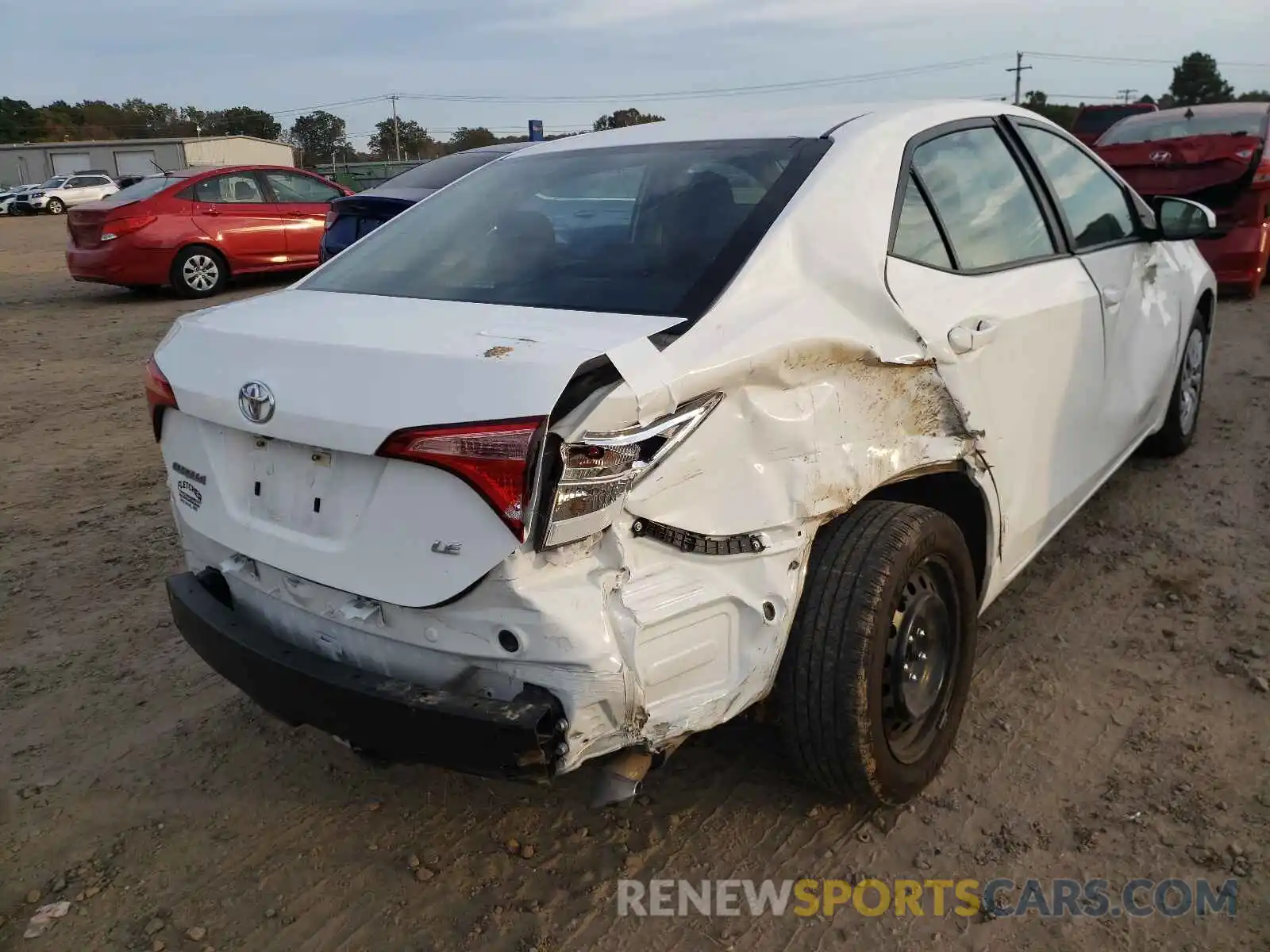 4 Photograph of a damaged car 5YFBURHE0KP910399 TOYOTA COROLLA 2019