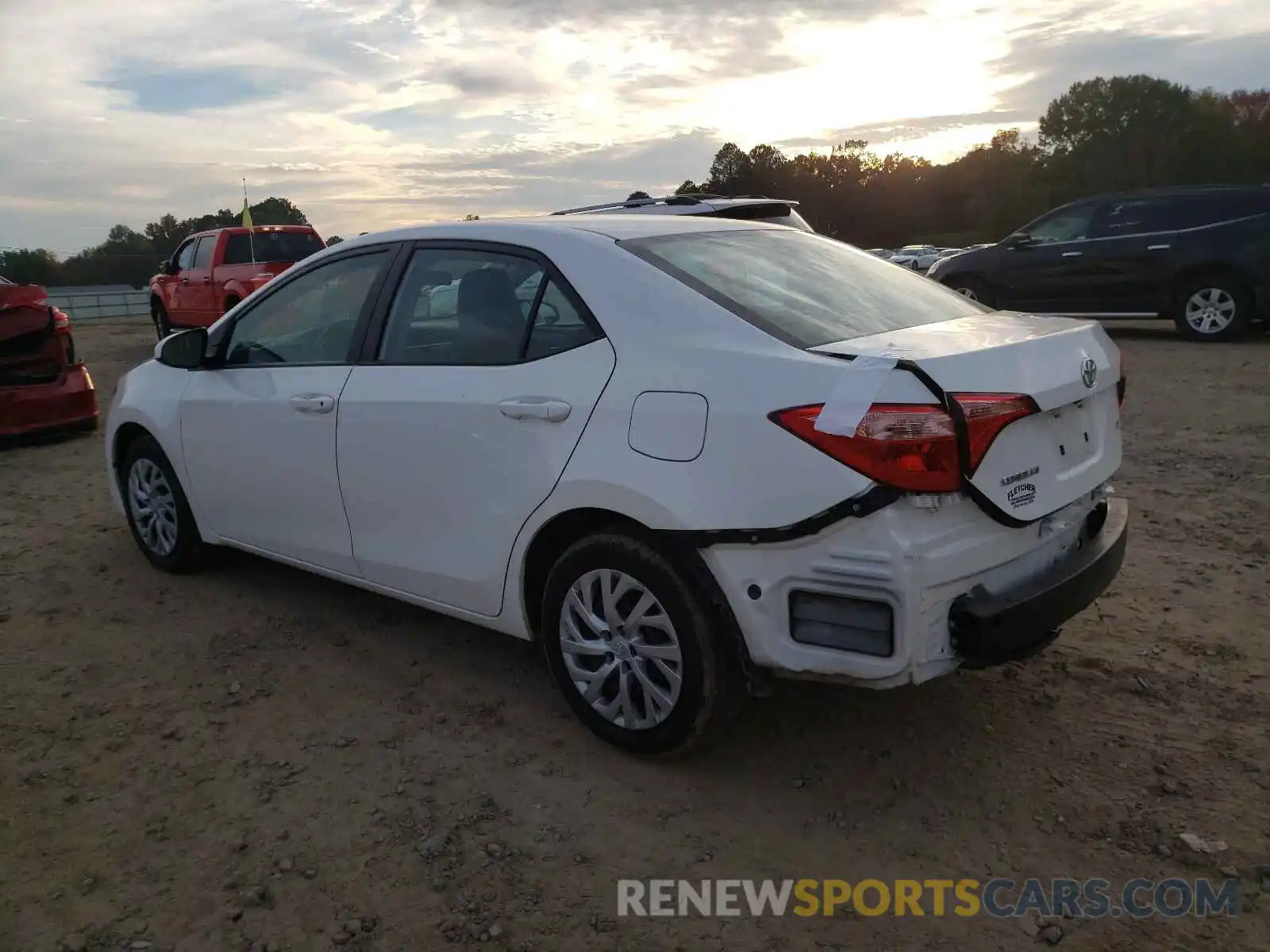 9 Photograph of a damaged car 5YFBURHE0KP910399 TOYOTA COROLLA 2019