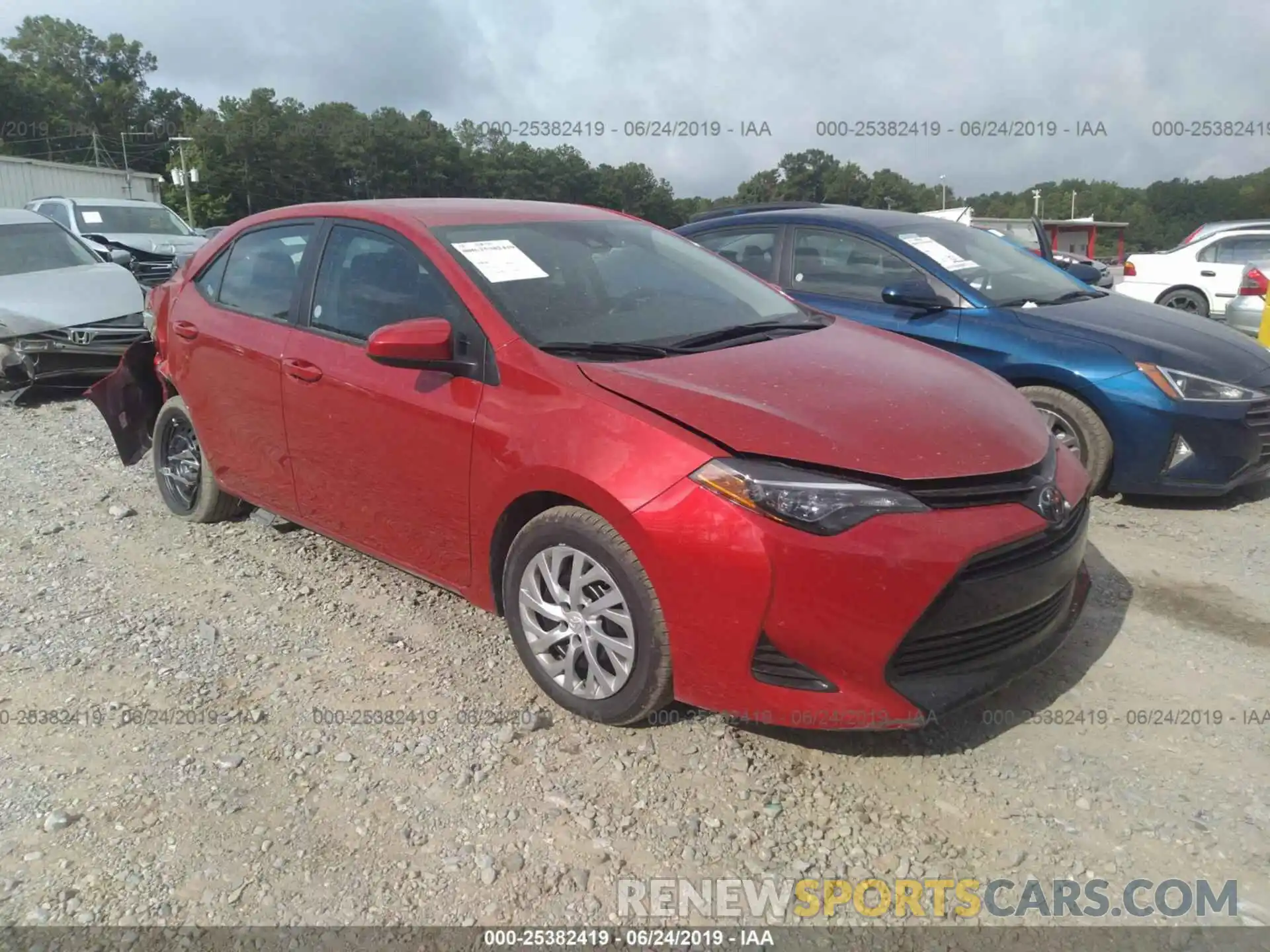 1 Photograph of a damaged car 5YFBURHE0KP910550 TOYOTA COROLLA 2019