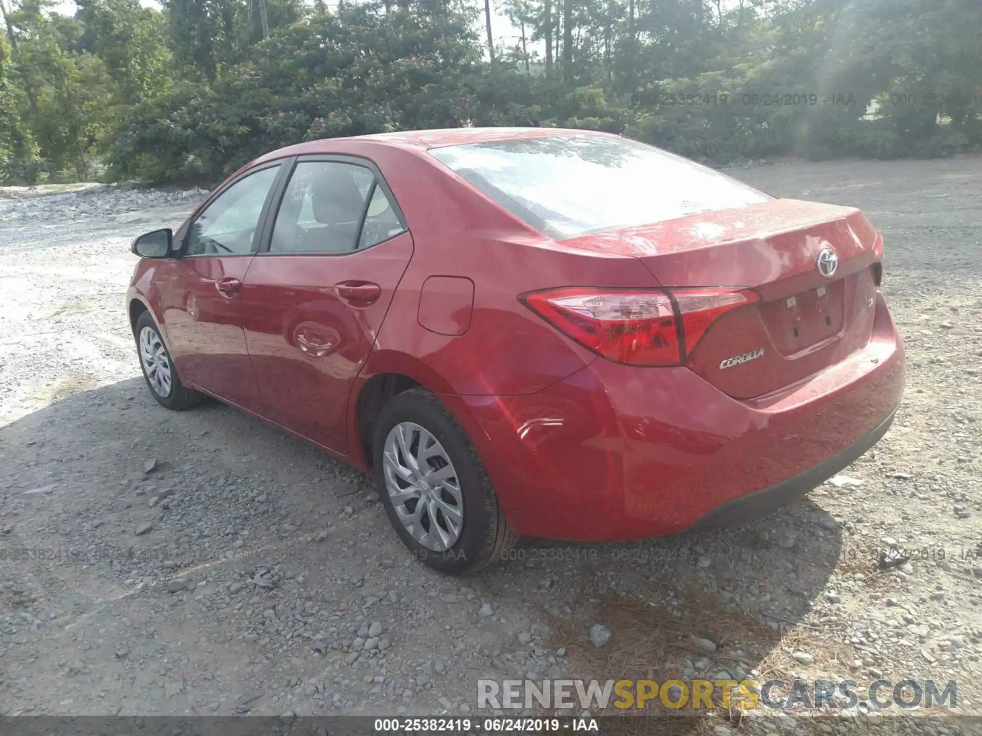 3 Photograph of a damaged car 5YFBURHE0KP910550 TOYOTA COROLLA 2019