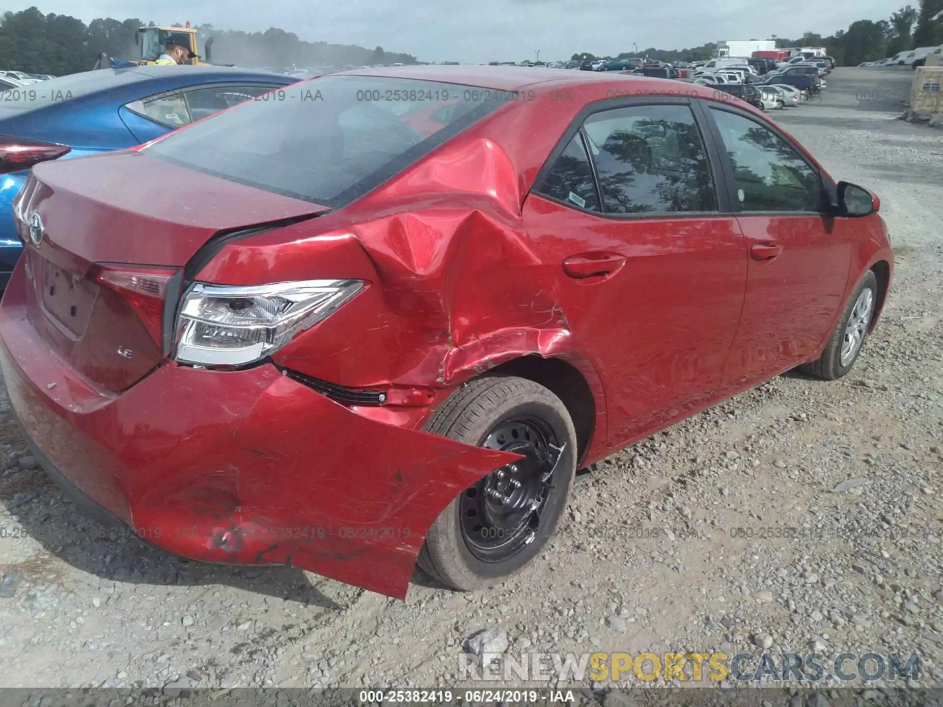 6 Photograph of a damaged car 5YFBURHE0KP910550 TOYOTA COROLLA 2019