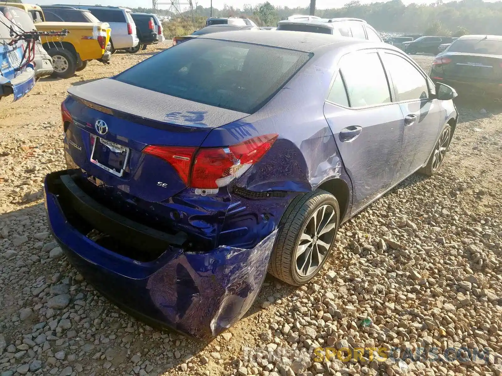 4 Photograph of a damaged car 5YFBURHE0KP911004 TOYOTA COROLLA 2019