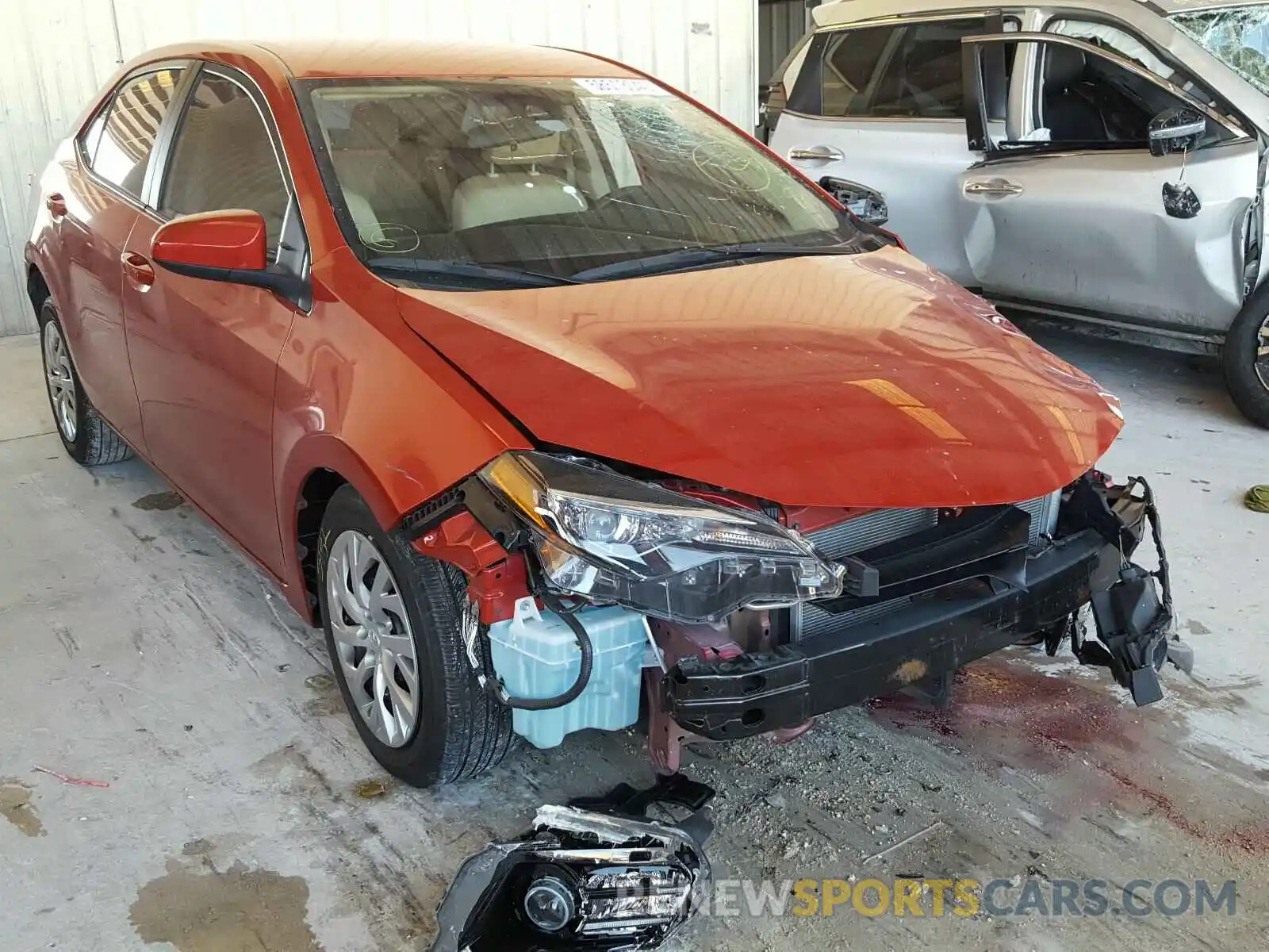 1 Photograph of a damaged car 5YFBURHE0KP911049 TOYOTA COROLLA 2019